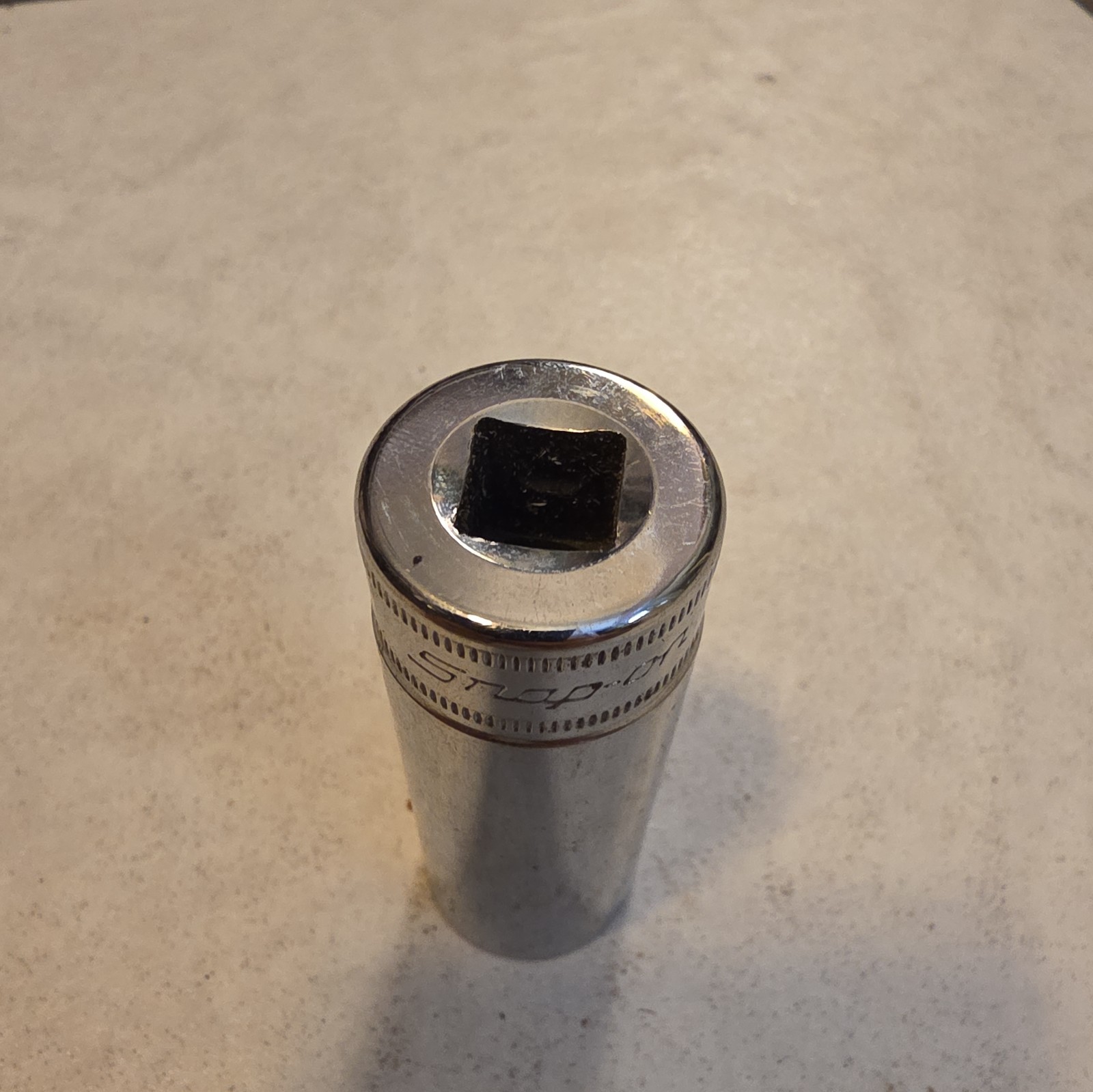 Snap-on Tool 3/8″ Drive Deep Chrome Socket Metric 18mm SFSM18