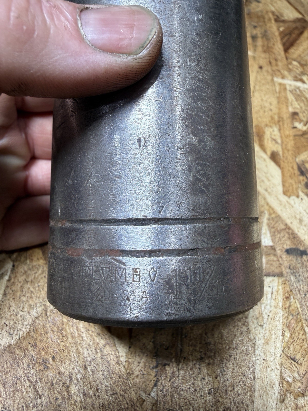 Four Vintage Plomb 3/4 Drive Sockets And A 6 Inch 3/4 Vintage Extension Bar