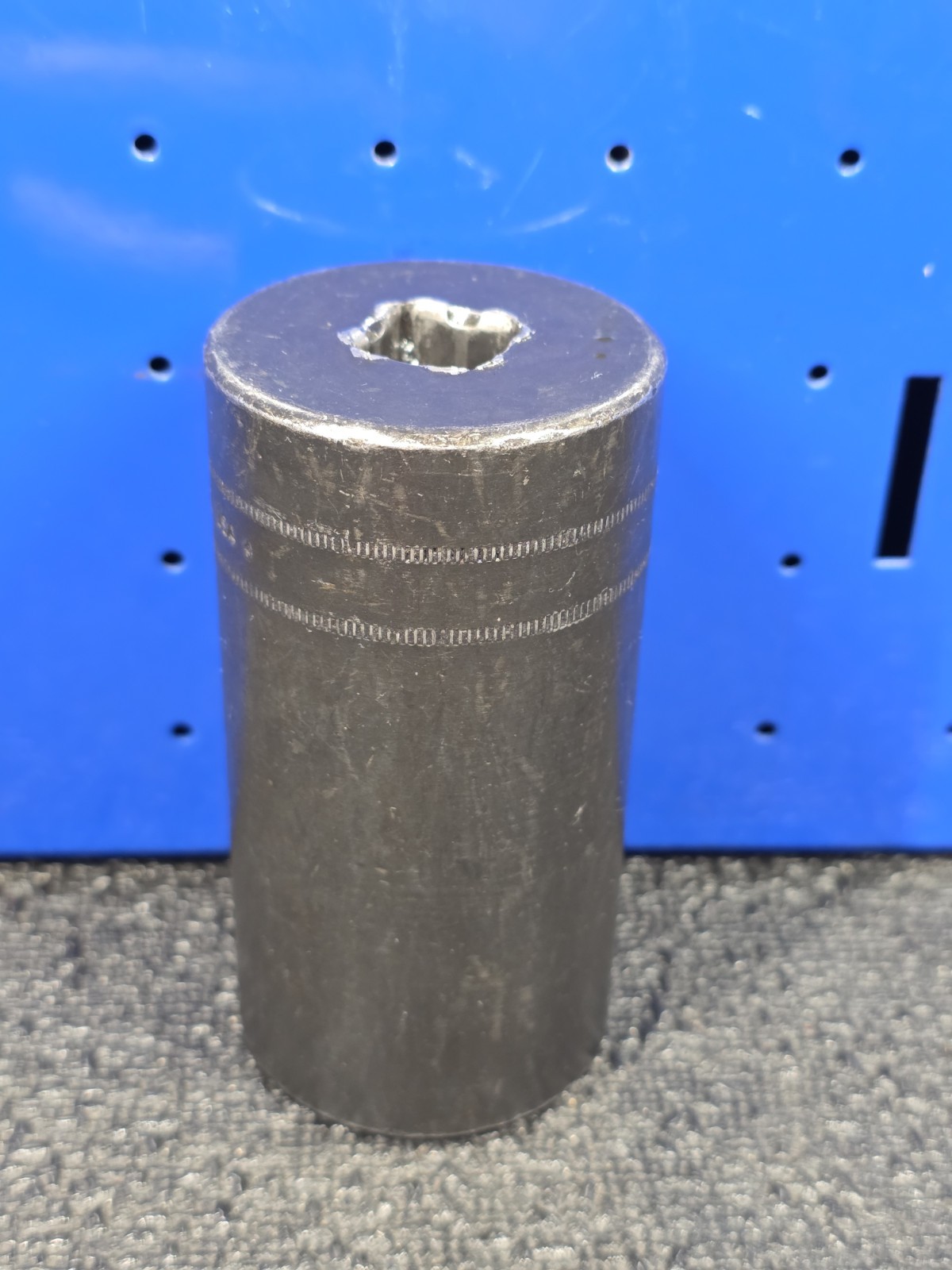 Snap-on Tools SIMM320 32mm 1/2″ Drive Metric DEEP 6-Point Impact Socket USA