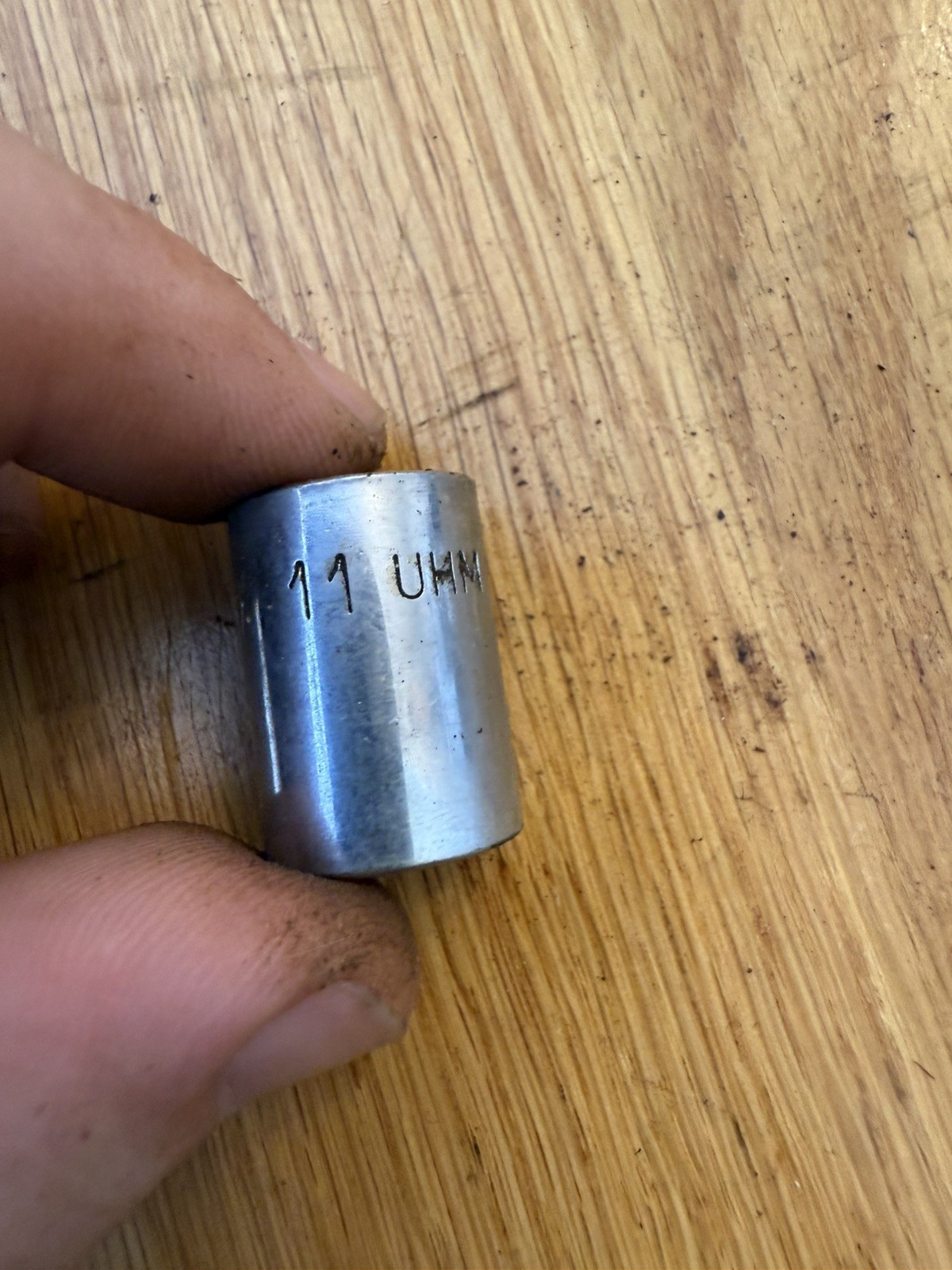 PAR – X 11mm UHM110 hex socket 3/8″ drive were made in USA by Snap on