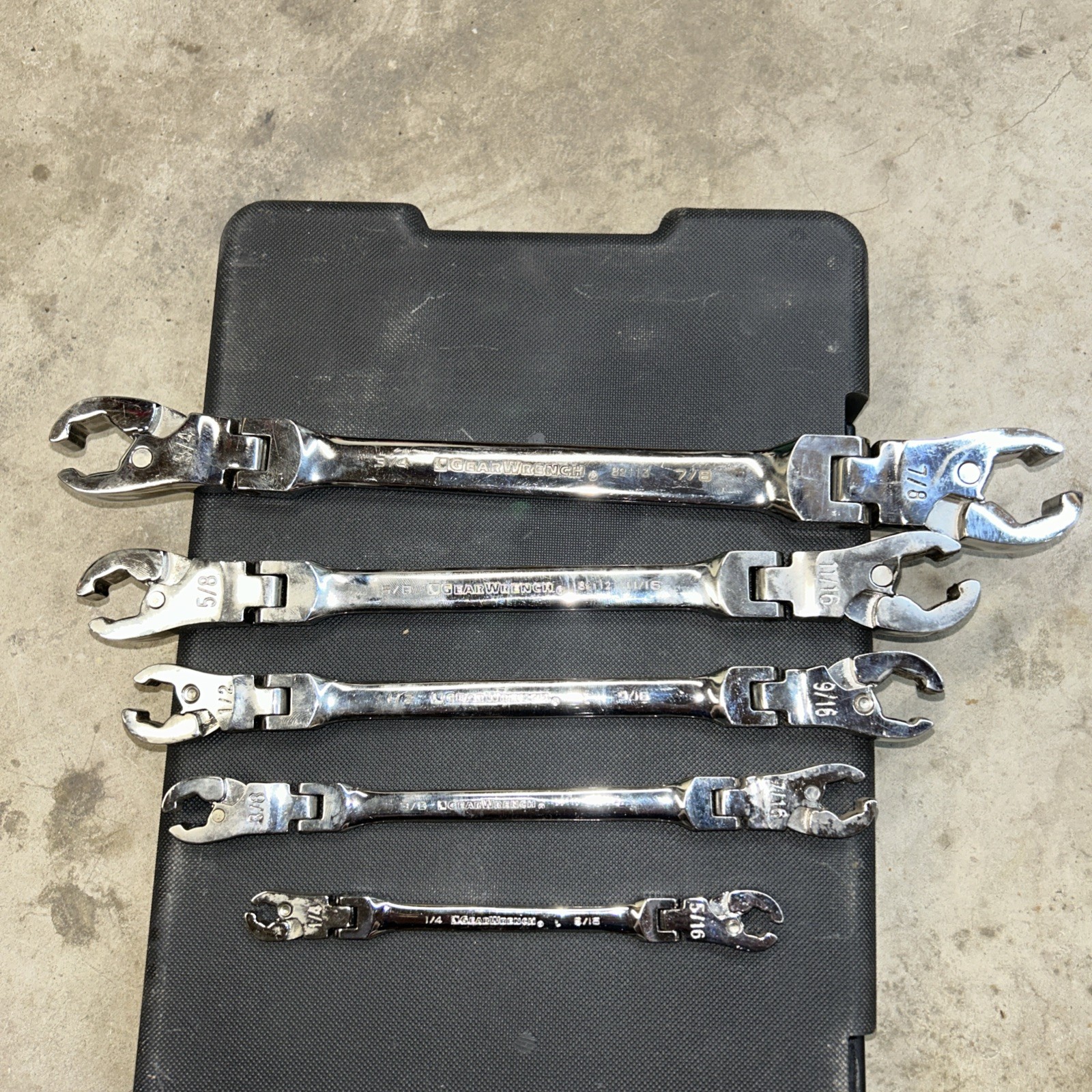 GEARWRENCH 5 Pc. Ratcheting Flex Head Flare Nut Wrench Set, SAE – 89100 Silver