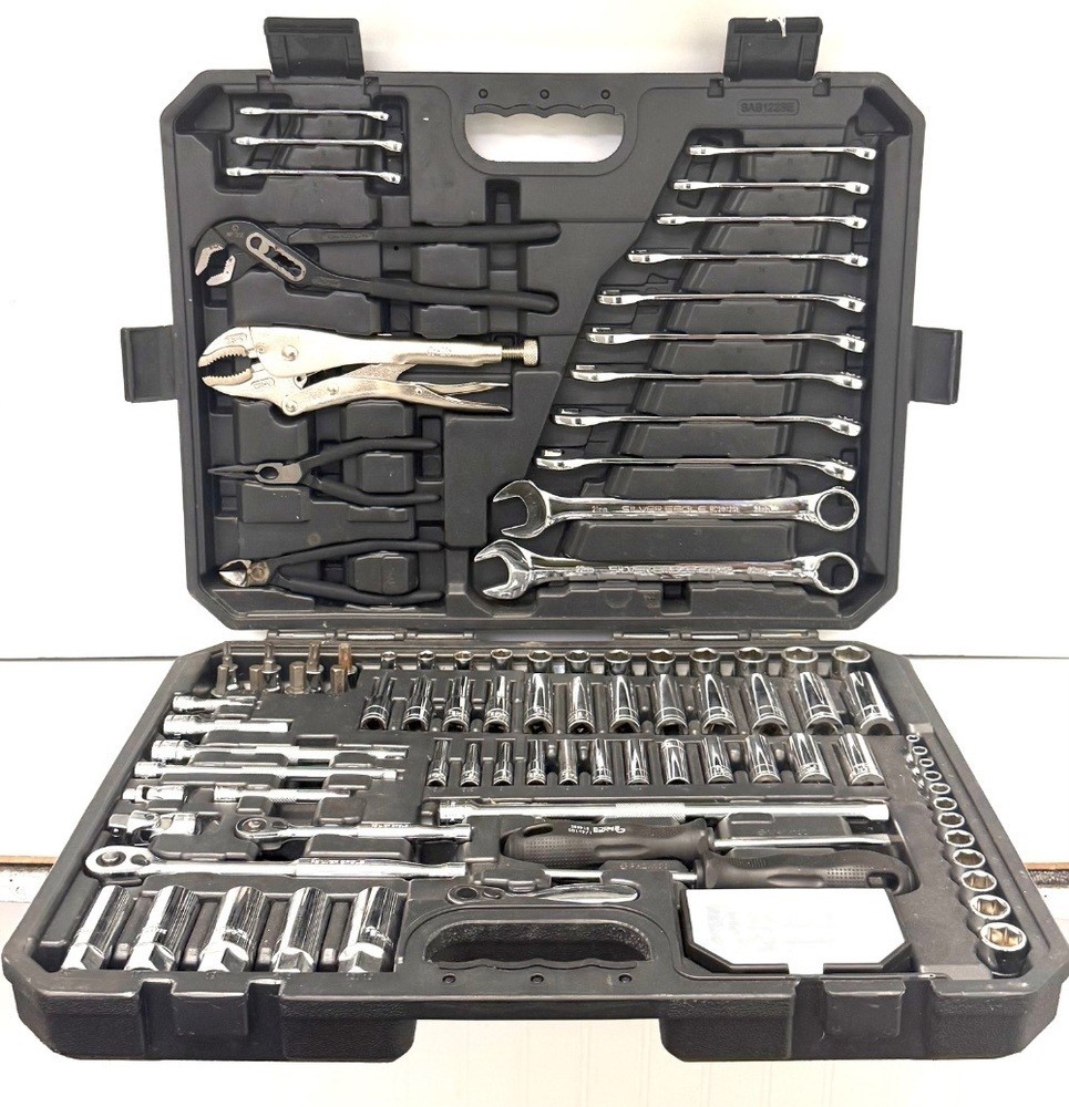 Silver Eagle SAB122SE 122 Piece Master Tool Set 1/4″ & 3/8 DRIVE METRIC