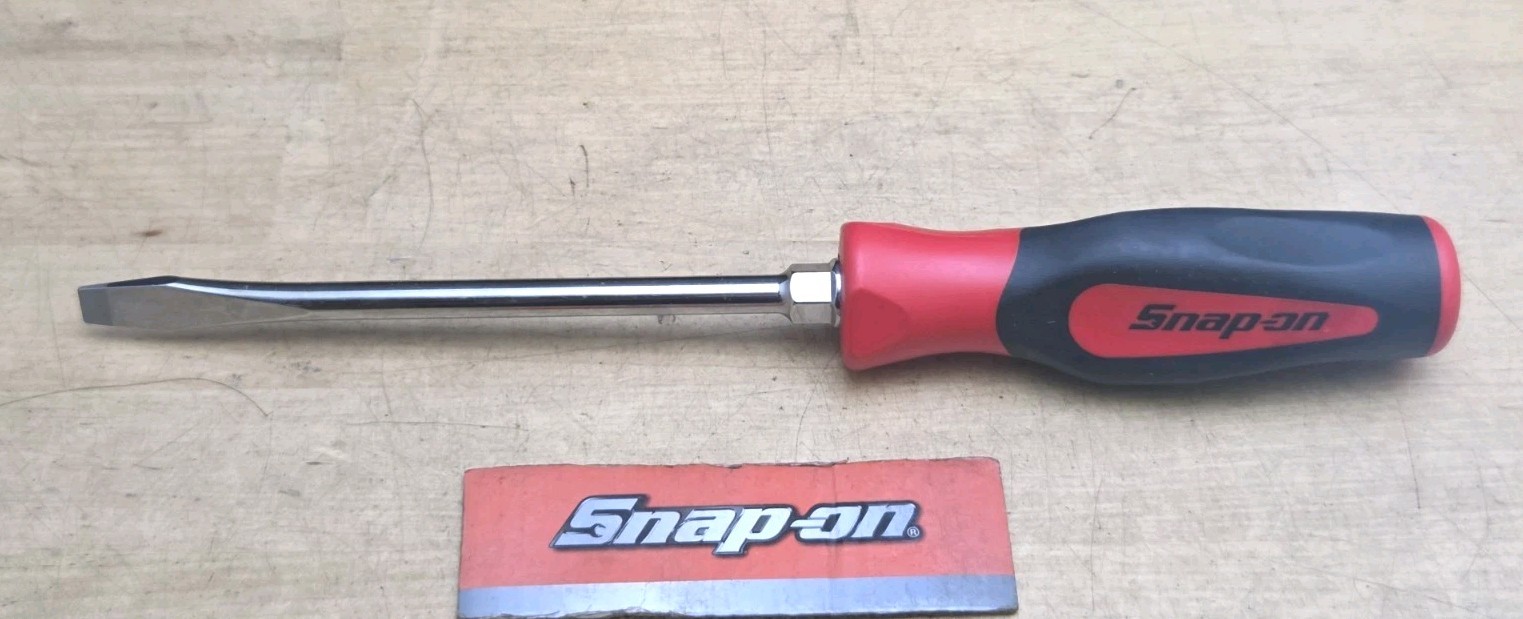 New Snap On SGD6B – 5/16″ Wide Flat Tip X 6″ Long Blade Soft Grip Screwdriver