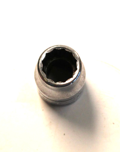 Snap-On Tools 3/8” Drive Shallow Standard 3/8” SAE 12 Point Socket F121