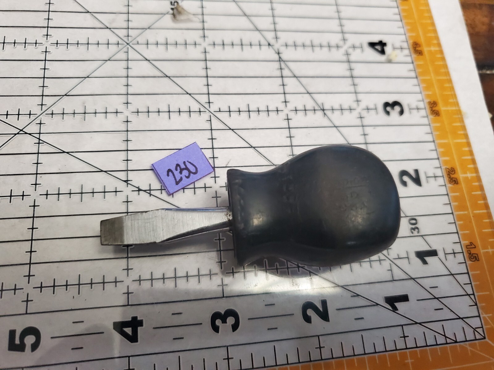 Snap On Tools USA SSD1 1/4″ Blade 1-1/4 inch Shank Stubby Screwdriver