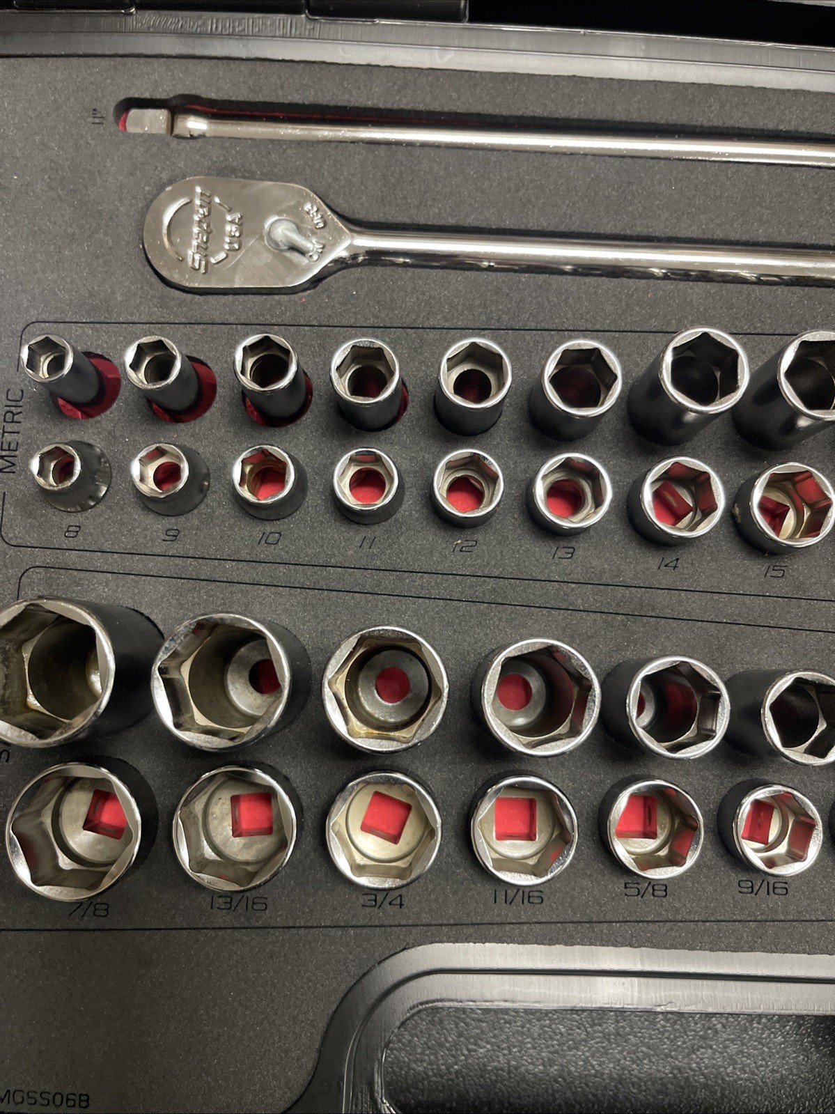 Snap On 51 pc 3/8″ Drive 6 Point Metric SAE General Service Set 251FSMBFR NEW
