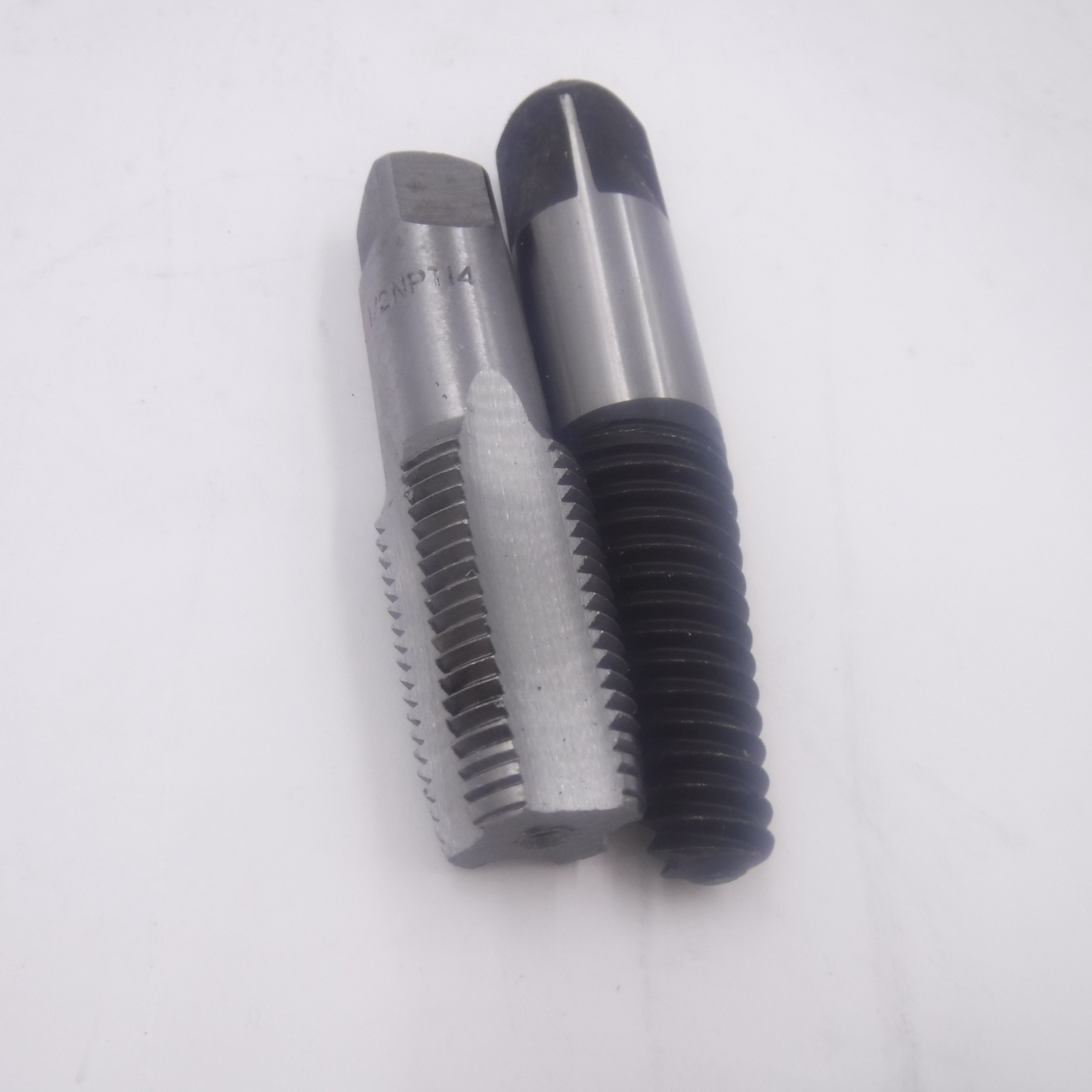 Set of 1/2″-14 NPT Hand Tap & 1/2″ Broken Screw Bolt Pipe Extractor