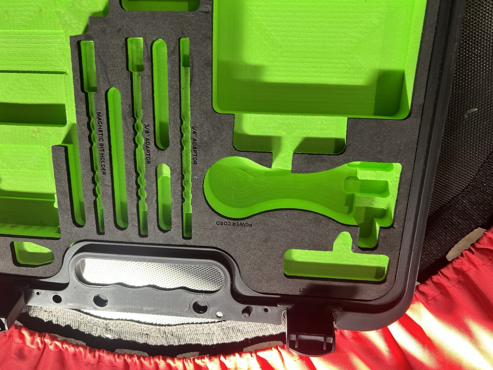 Snap-on PB202B bit driver and bit Organizer Plastic Black Green foam.