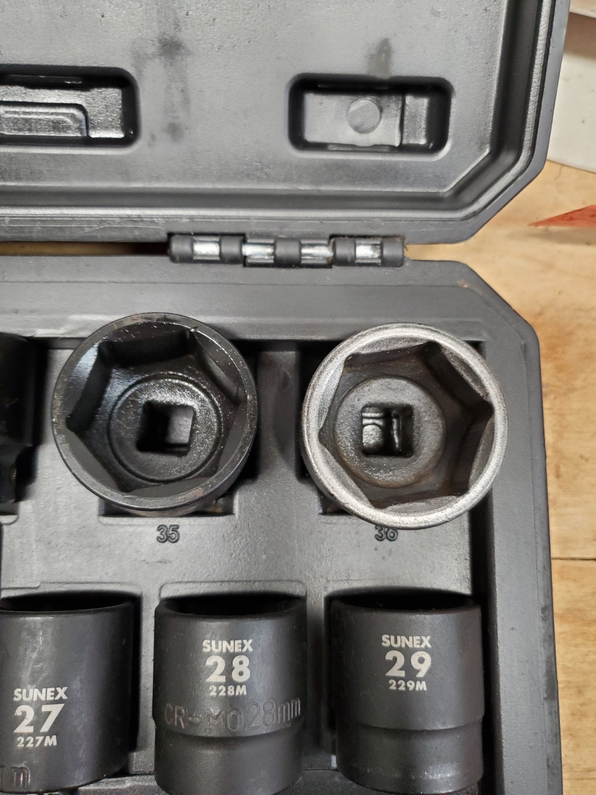 Sunex 2645 1/2” Dr. 26 Pc. Metric Impact Socket Set