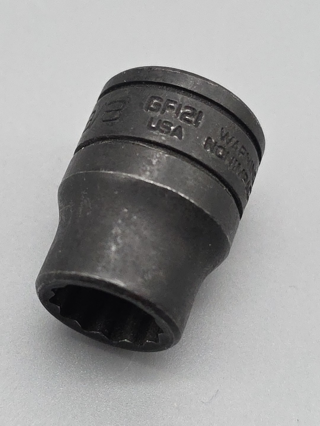 Snap-on Tools 3/8″ 12 Pt Shallow Industrial Non Impact Socket 3/8″ Drive GF121