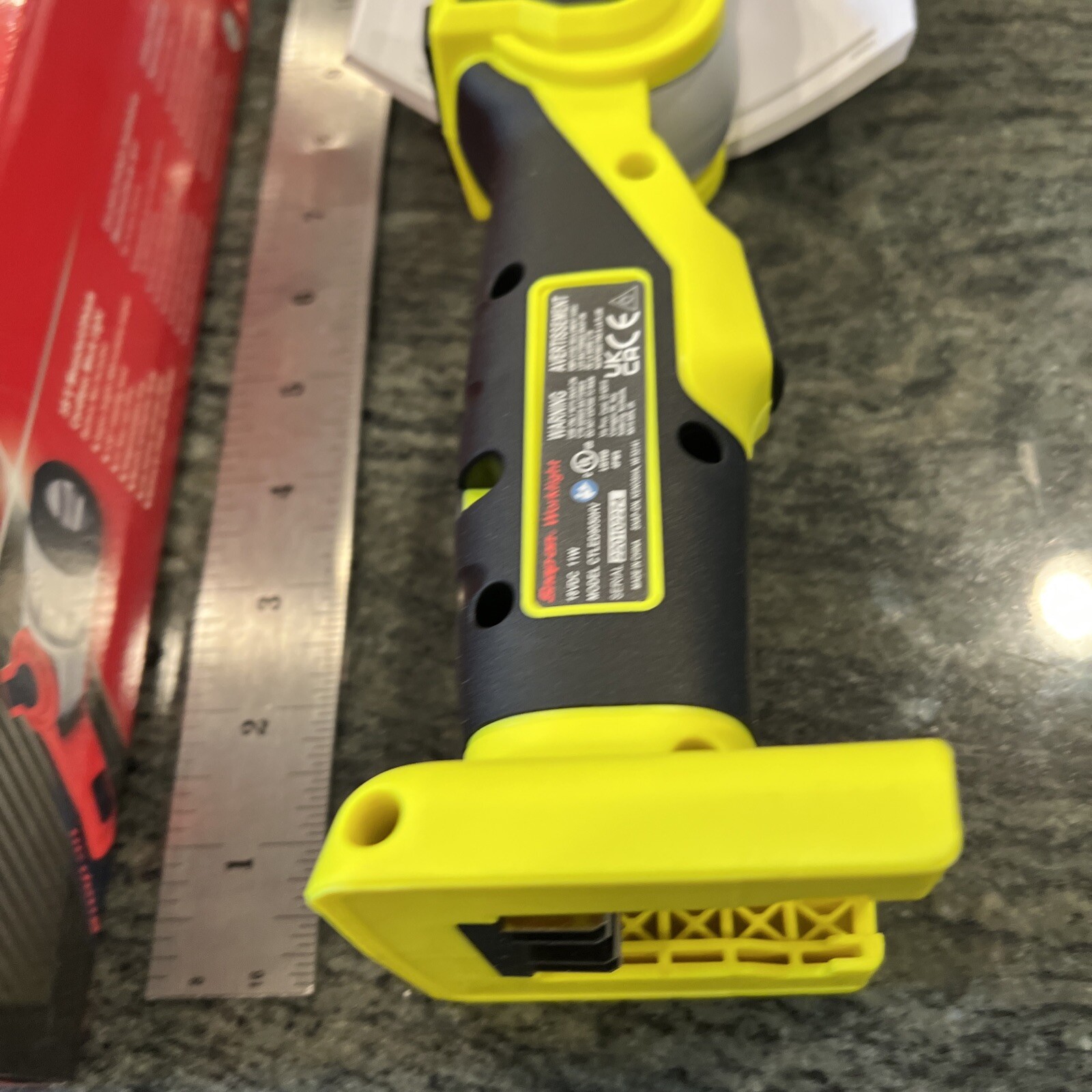 Snap On ctled9050 18V 800 lumen monster lithium cordless light tool only hi viz