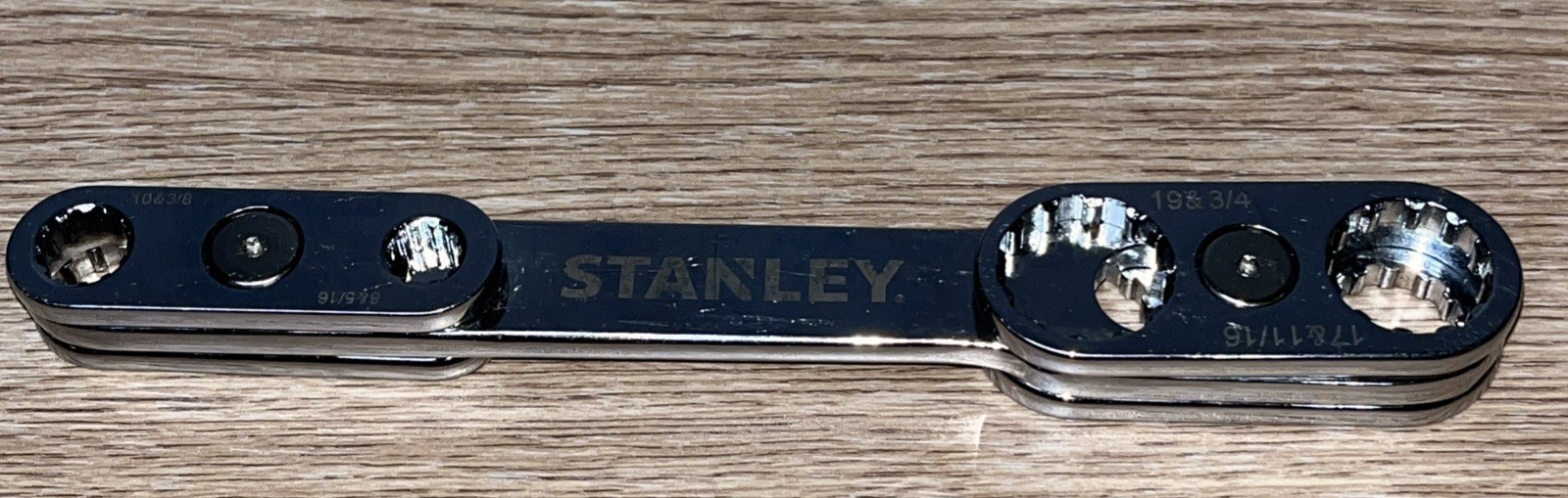 STANLEY 16-IN 1 WRENCH 16 COMMON WRENCH SIZE SAE&METRIC. Pocket Size. ORIGINAL