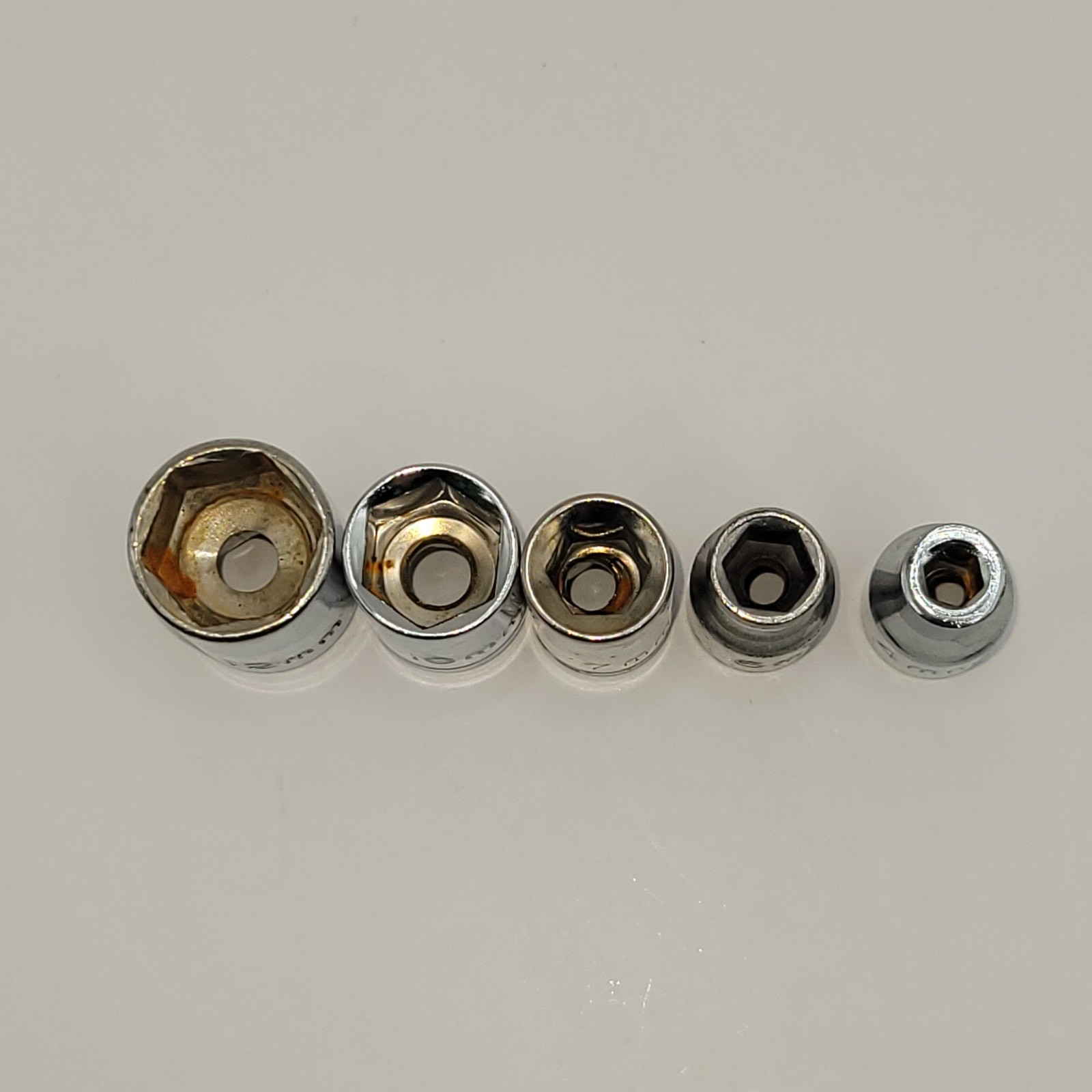 5 X 1/4″ drive sockets 6 Point Metric 12mm 10mm 7mm 6mm 4mm
