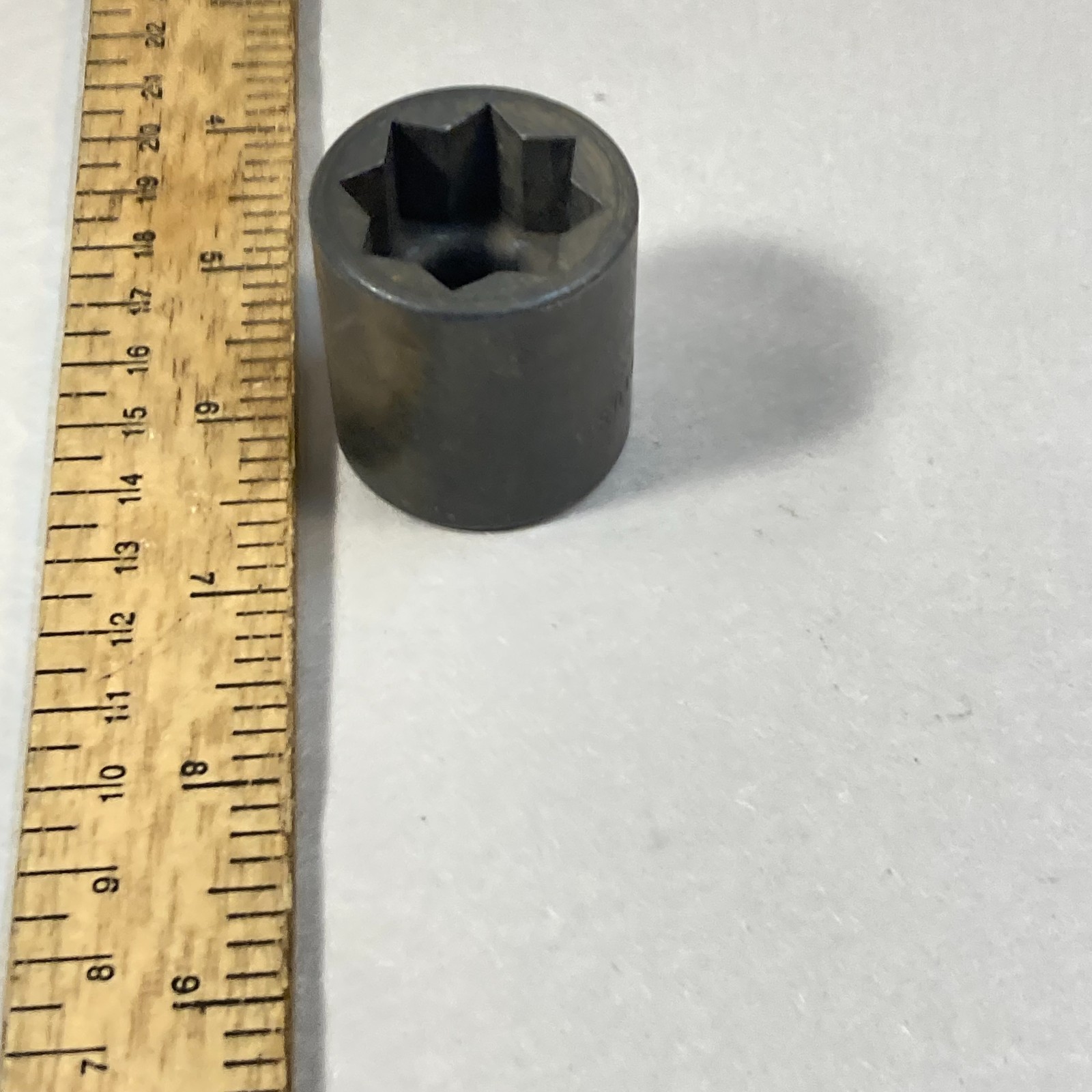 B & D Impact Socket 13/16″ Double Box 8 Point 1/2″ Drive #22781 USA