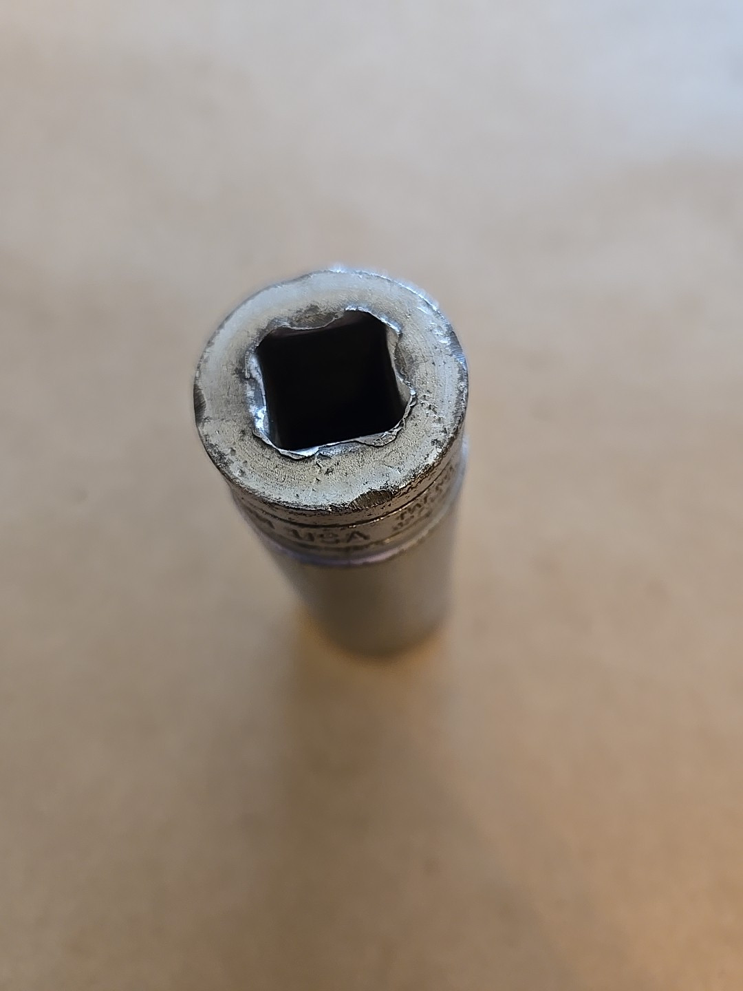 Snap On 1/2″ Drive 7/8″ 6PT SAE Deep Chrome Socket Worn TS281