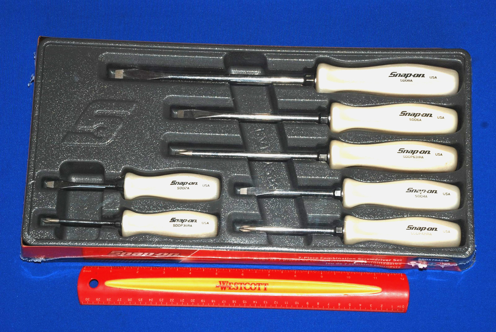 Snap-on NEW Ships FREE 7 Pc Pearl White Hard Grip Combination Screwdriver Set