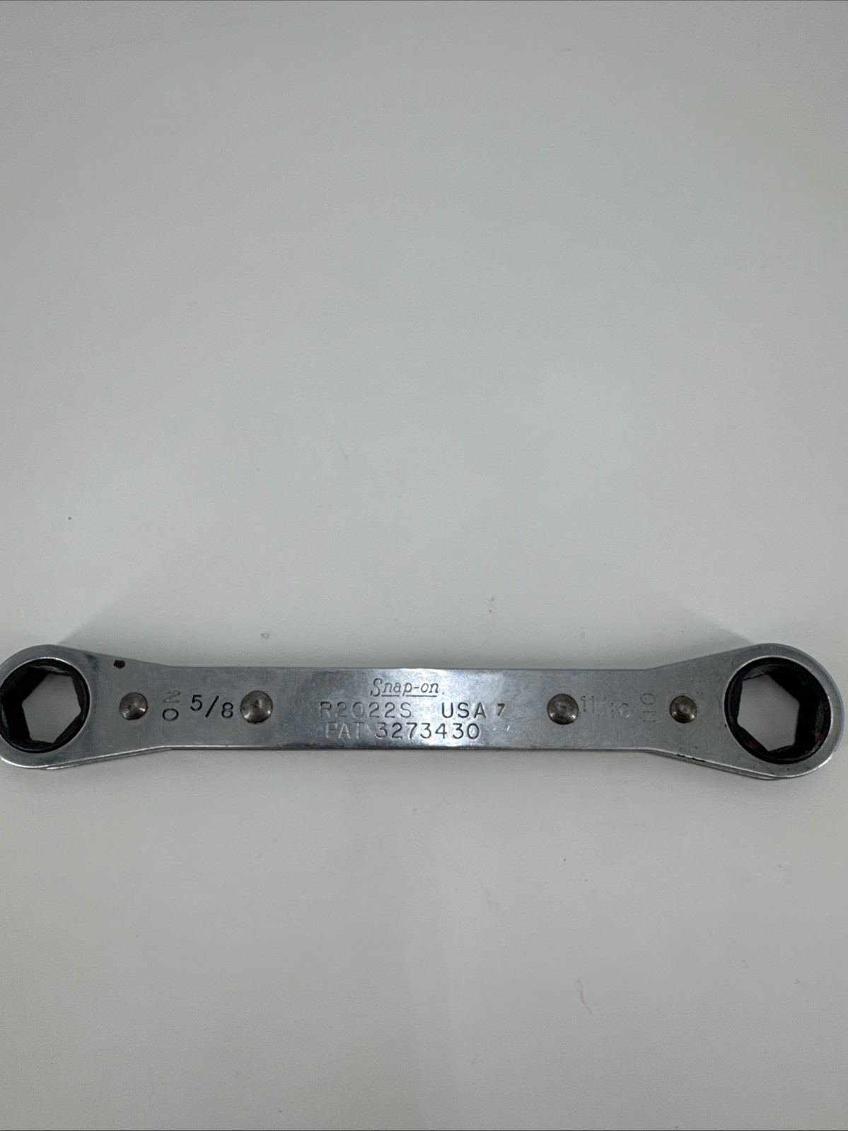 Snap On R2022S 5/8″ X 11/16″ 6 Point Ratcheting Box End Wrench USA Standard SAE