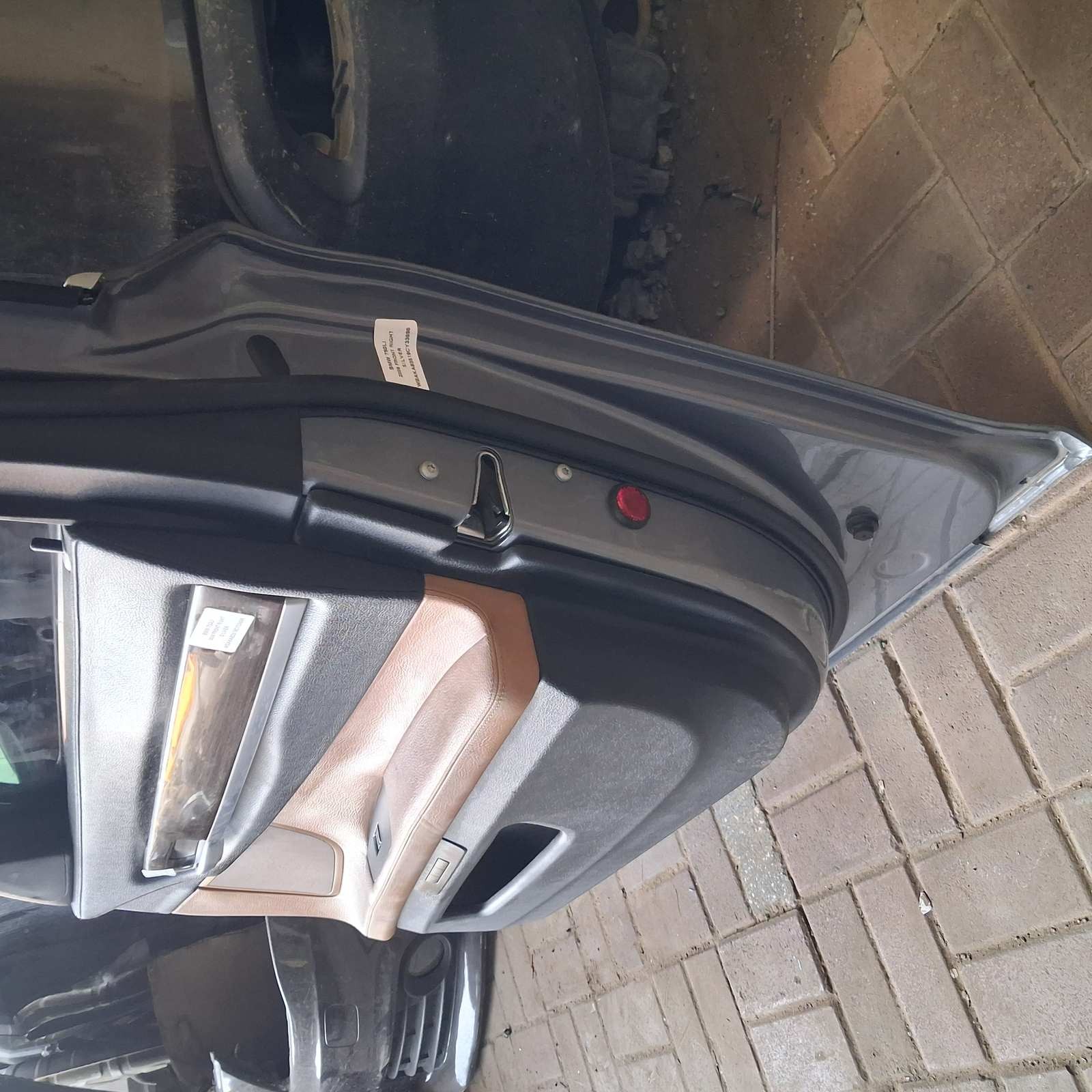 2010 BMW 750i xDrive Door Shell 41525A2A391