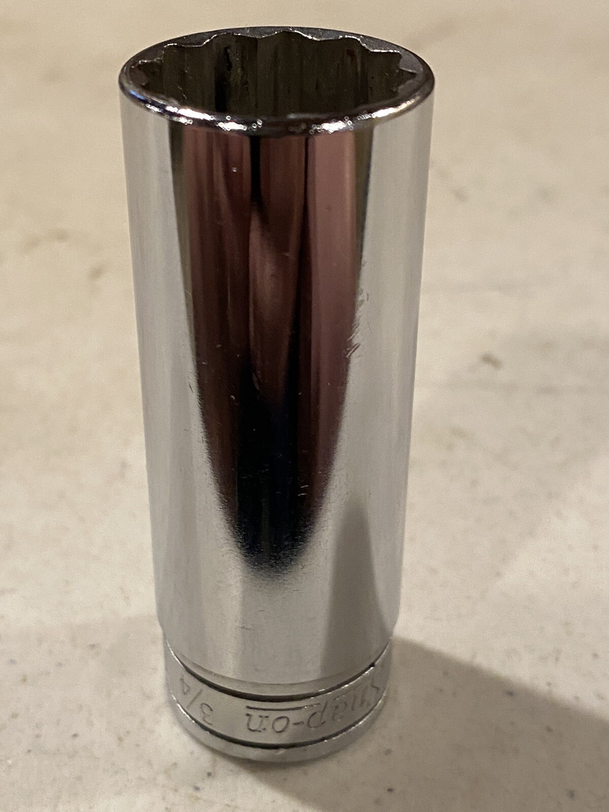 NOS. Snap-on Tools USA NEW 3/8″ Drive 3/4″ SAE 12 point Deep Chrome Socket SF241