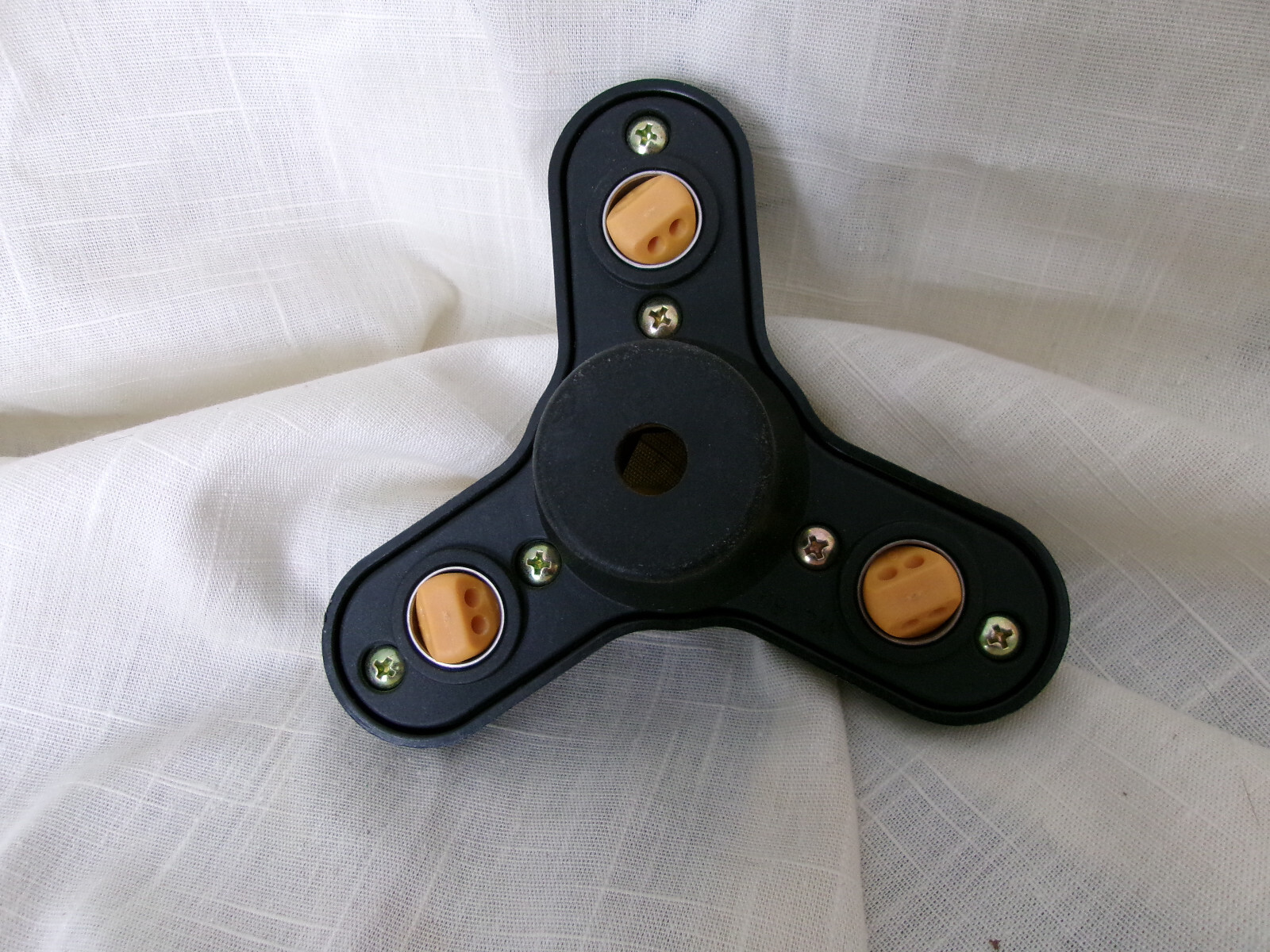 Speciality tool, Black & Yellow Triangle Shape, EUC (TUV)