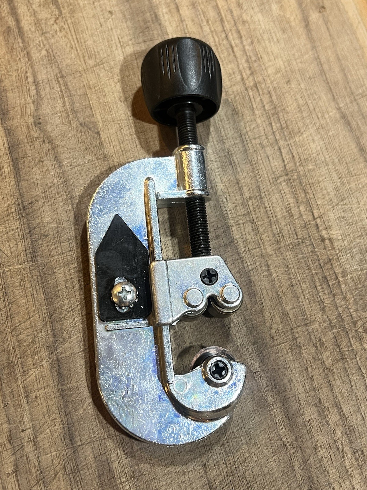 Superior USA 1/8 In – 1-1/8 In Capacity Pipe Tube Cutter – used Once