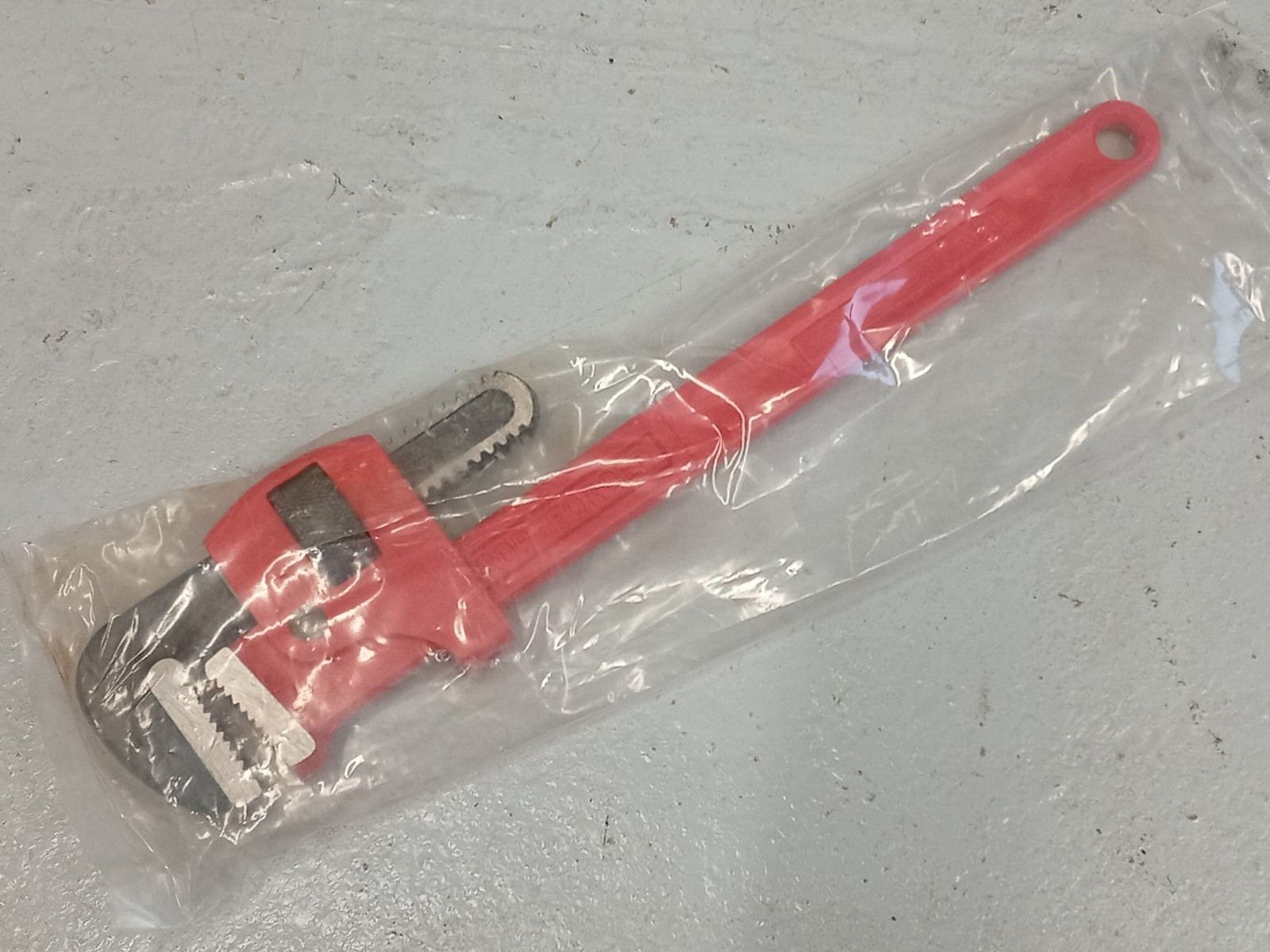 New Facom 131A.18, 60mm Drop Forged Steel, Stillsons Pipe Wrench 18″ (450mm)