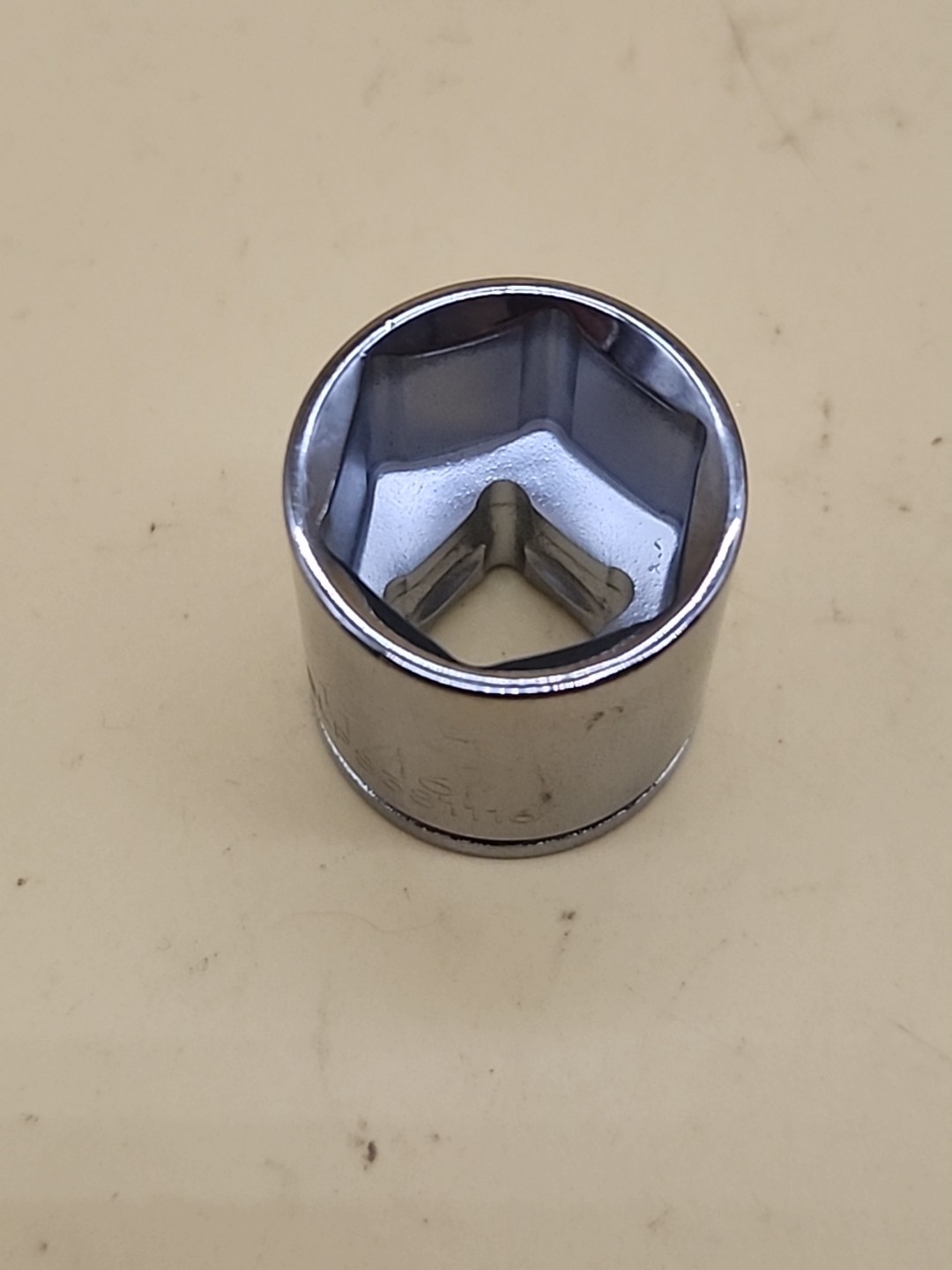 Blue-point Tools BLPS381116 11/16″ SAE Shallow Socket 3/8″ Drive 6 Pt USA