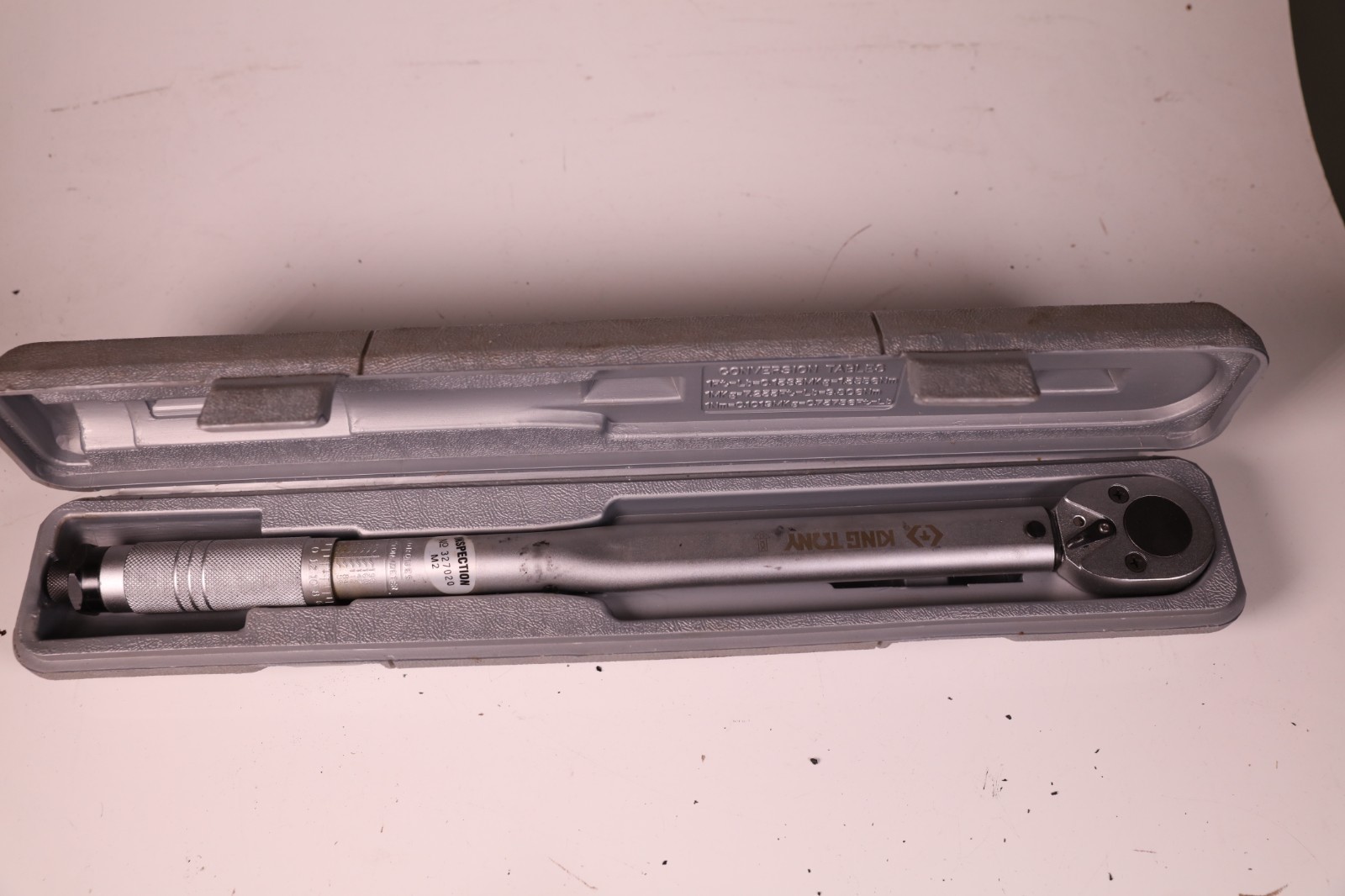 KING TONY 1/2″ Adjustable Torque Wrench (Newton Meter & Kilogram) 42-210 Nm
