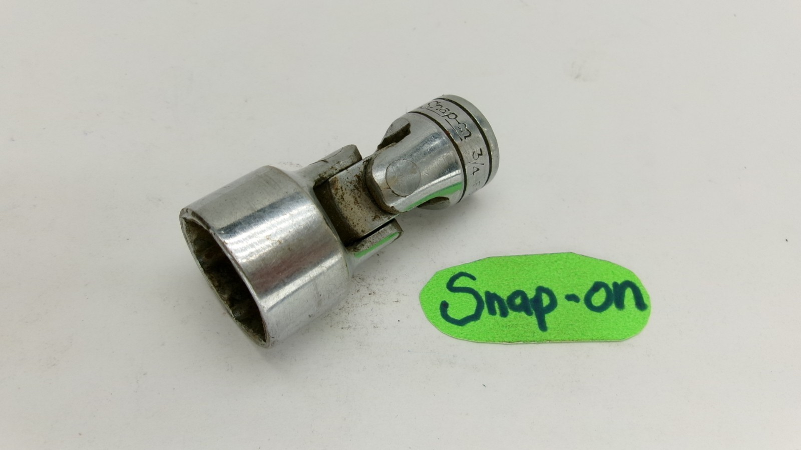 Snap-on tools USA 3/8 drive 3/4″ SAE 6 point Swivel Socket FS24