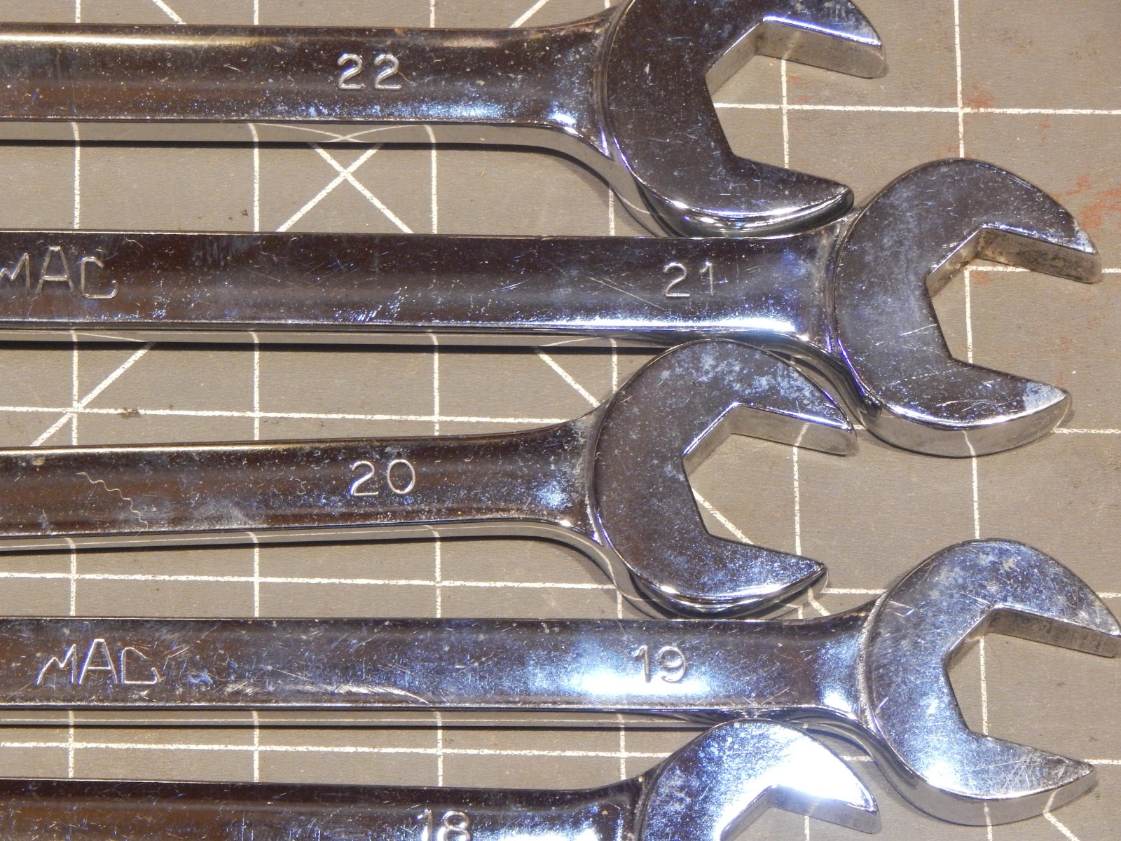 Mac Tools 13Pc Metric Long Combination Wrench Set 10MM 19MM 21MM 22MM 12Pt M CL