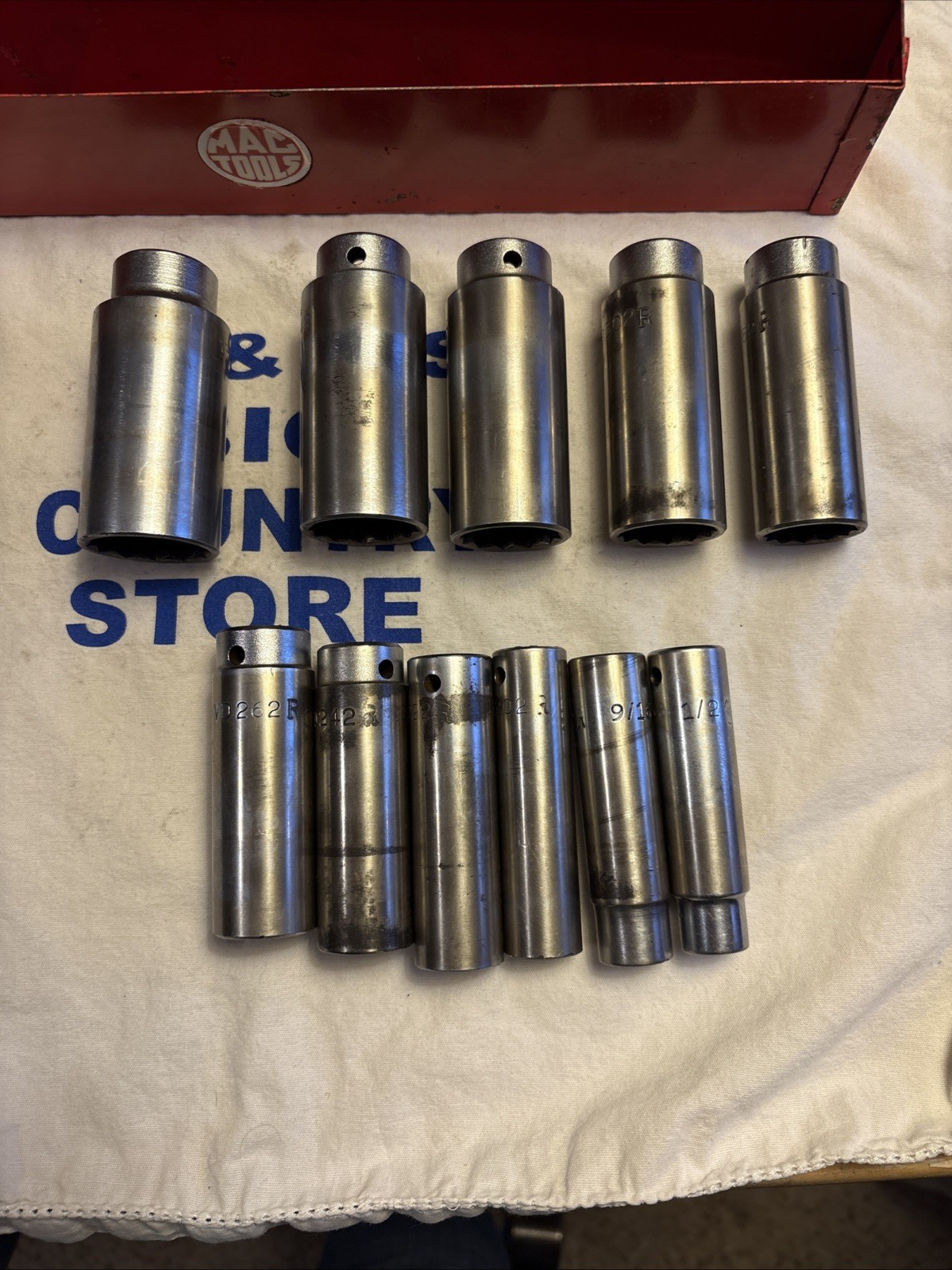 Mac Tools 1/2″ Dr 1/2″ – 1-1/8″ 12pt Deep Chrome Socket Set (no 7/16) SVD122TR