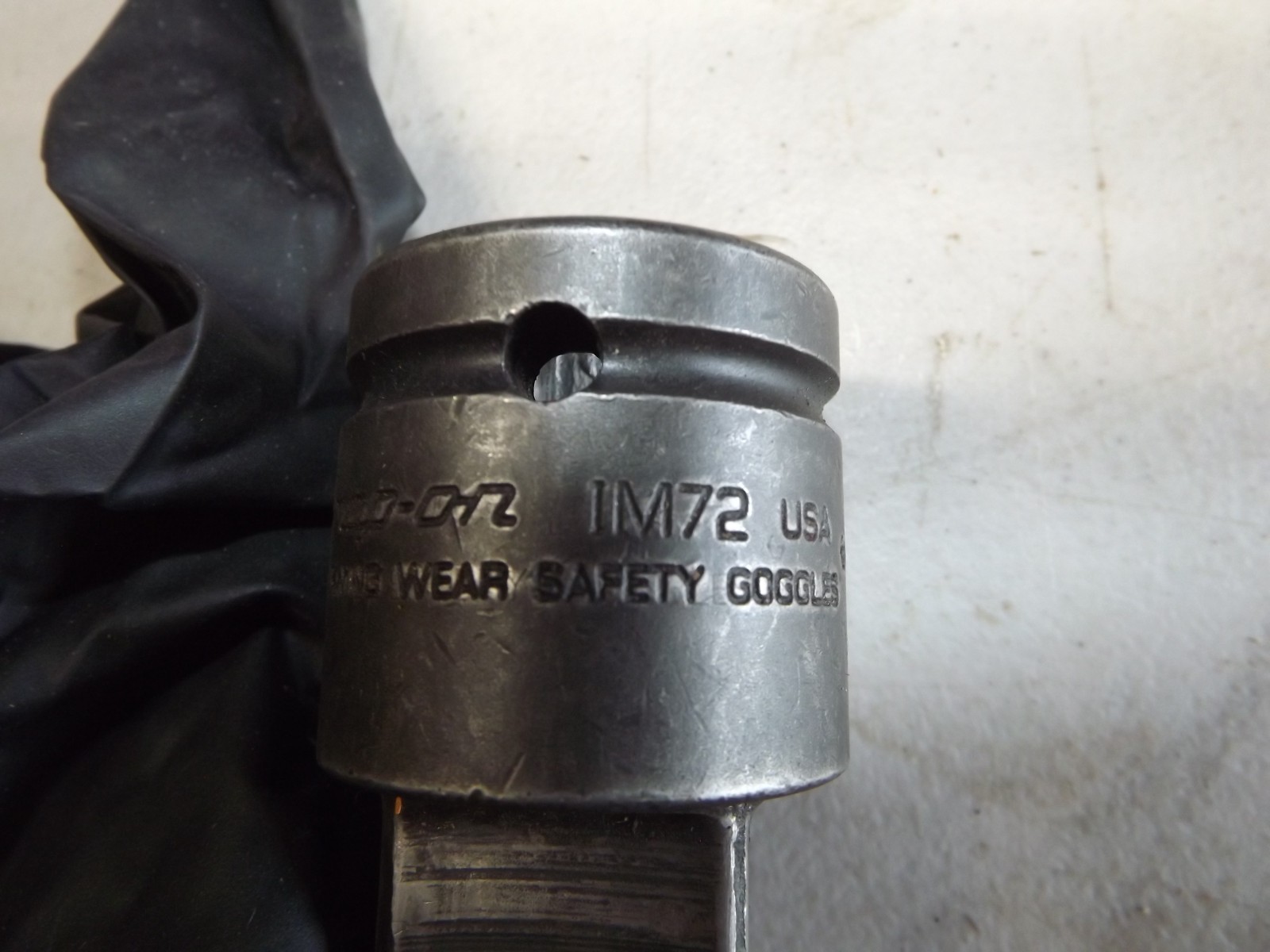 snap on IN 72 impact adapter 3/4 female to 1 inch male
