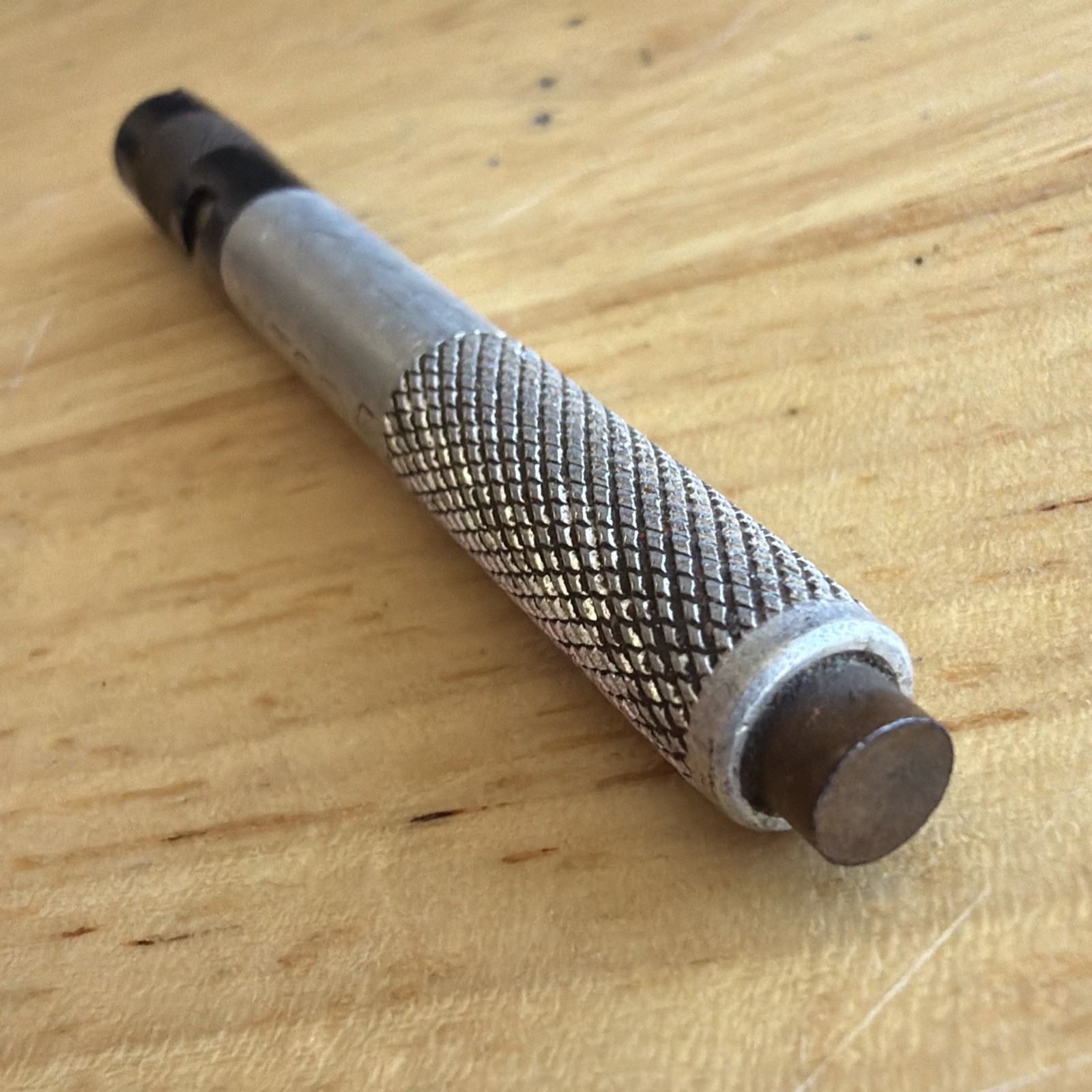 Matco 2.5″ Long Stubby Flat Slotted Screw Starter Screwdriver Magnetic SS1M USA