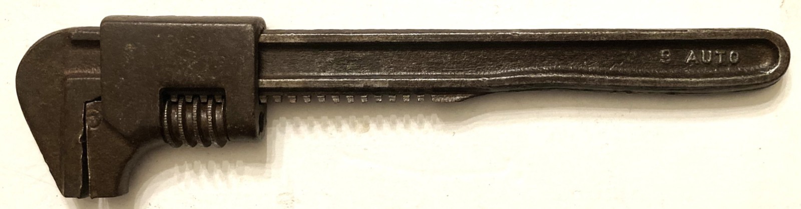EARLY 1900’s 9-in. MONKEY WRENCH MARKED ‘AUTO’ – MADE BY THE AUTO WRENCH CO.