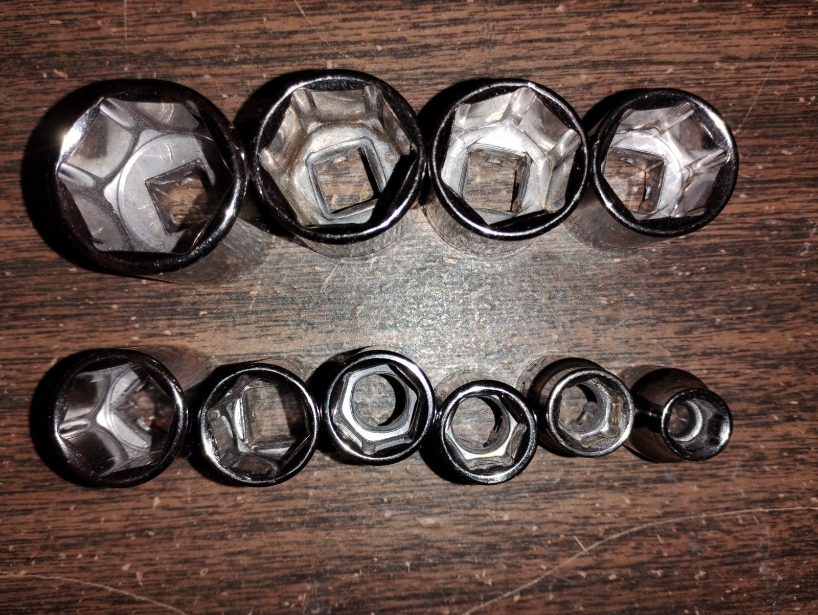 Set of 10 Craftsman 6-point shallow sockets 5/16″ – 7/8″, 3/8” drive, G2 Series