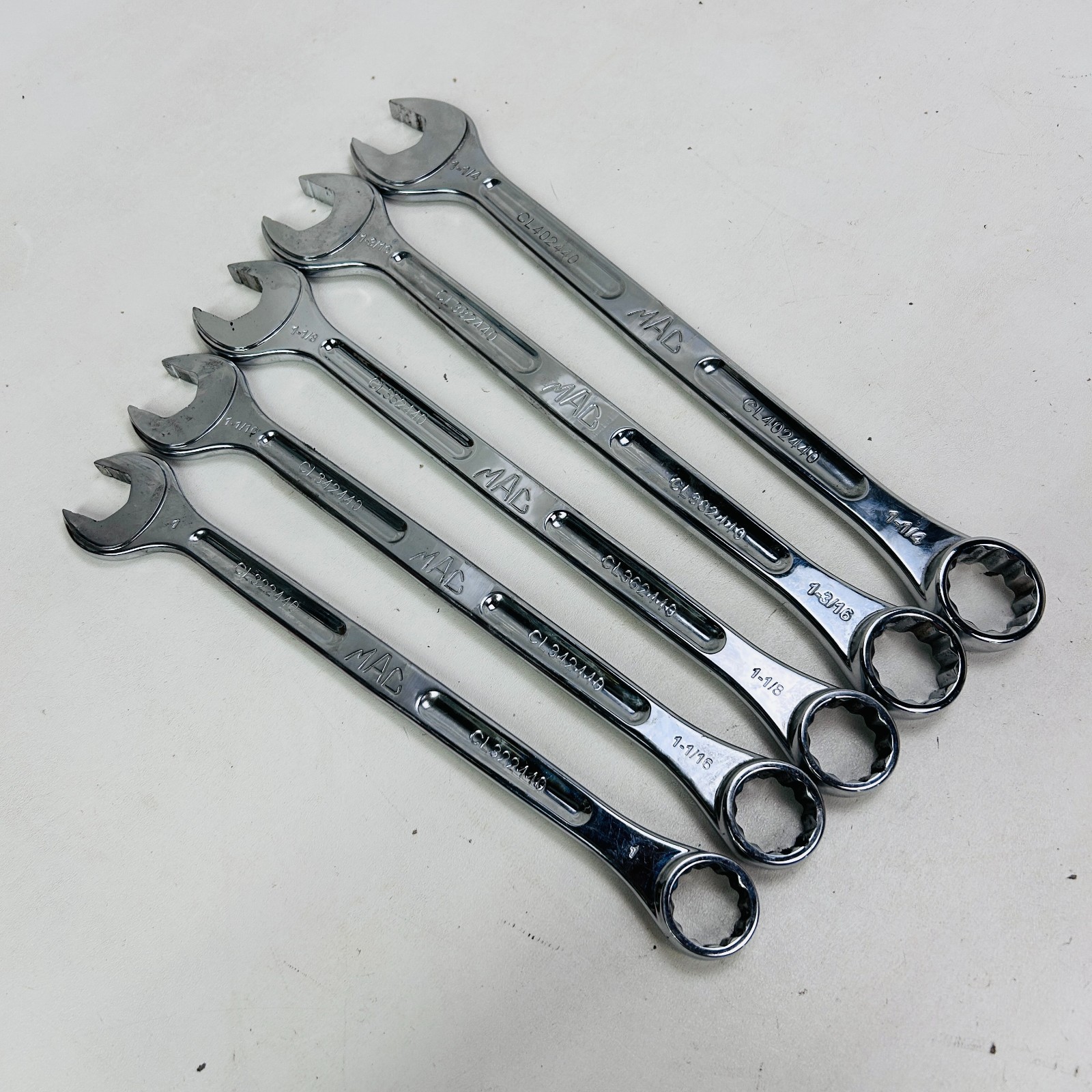 MAC Tools SCL5PT 5PC 12PT SAE Precision Torque Wrench Set (1″ – 1 1/4″)