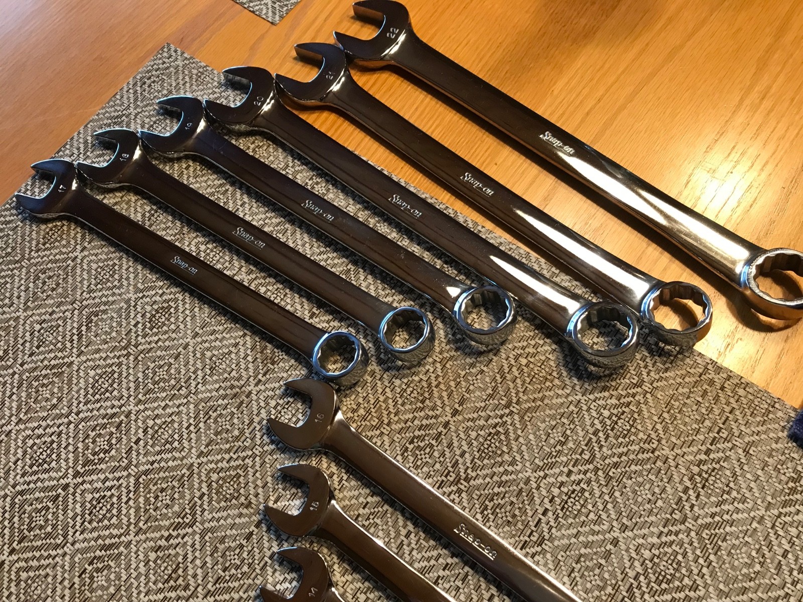 Snap-on OEXM713 – 13 Piece Metric Standard Handle 12Pt Combination Wrench Nice !
