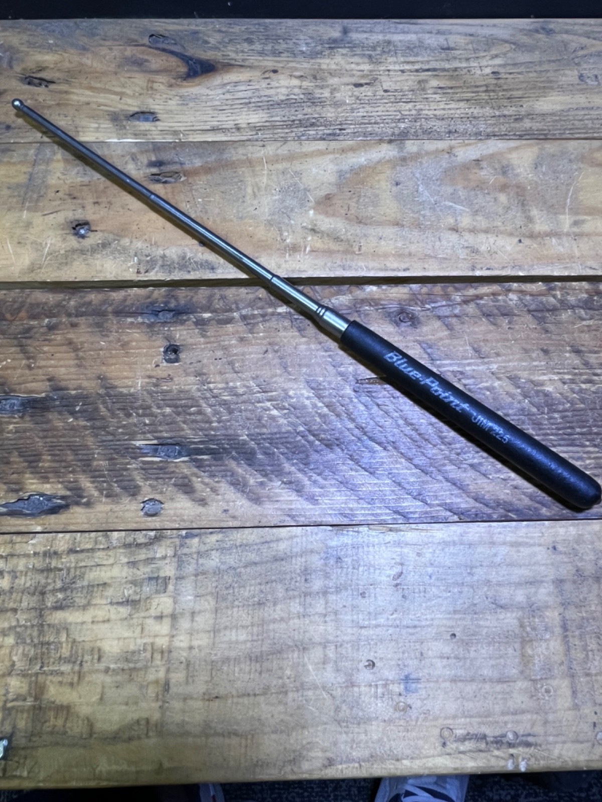 Blue-Point UIM225 2-1/4” Telescopic wand 33″ On snap – Mirror missing