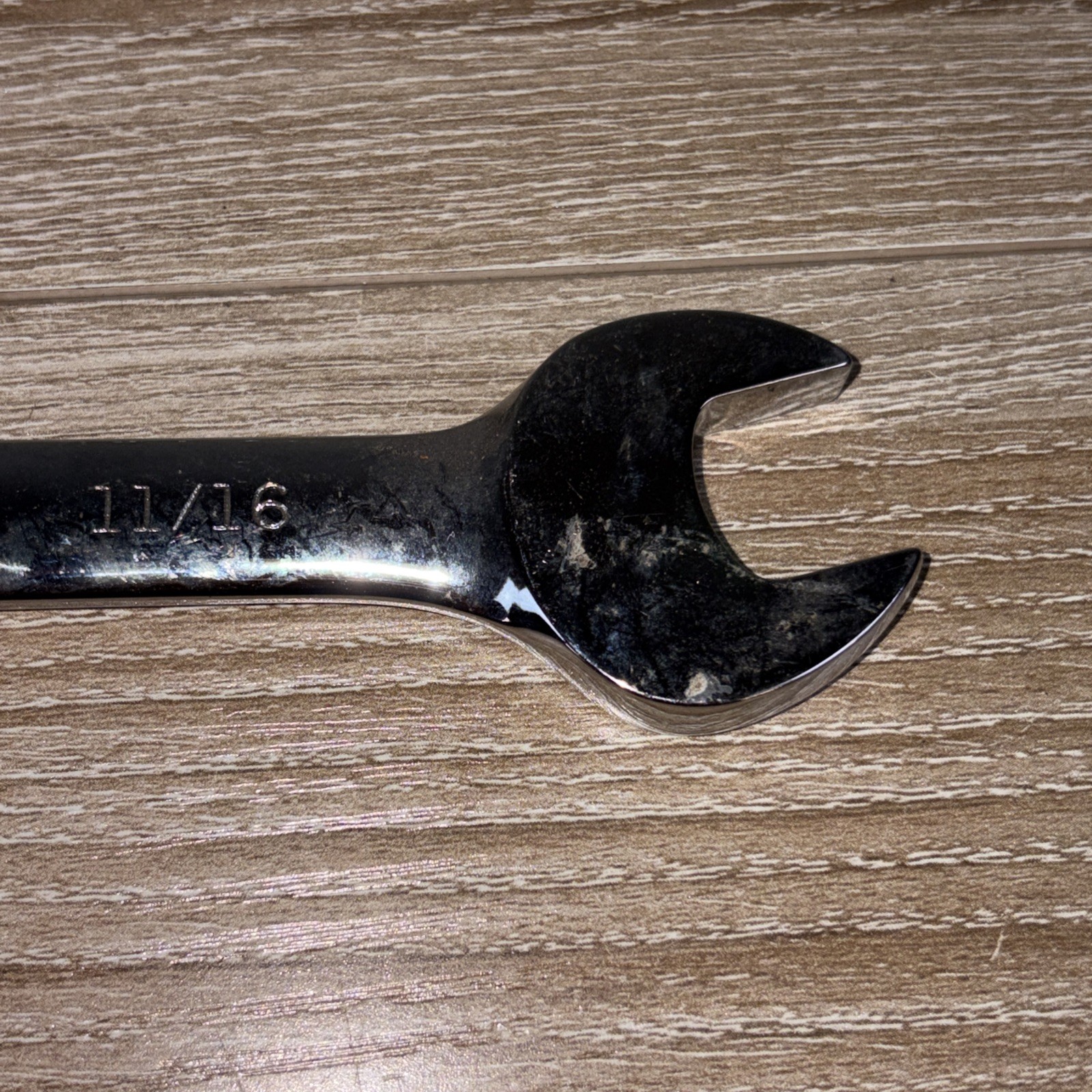 Craftsman 11/16-in Standard (SAE) Reversible Ratchet Wrench 42418 D-AD PAT.