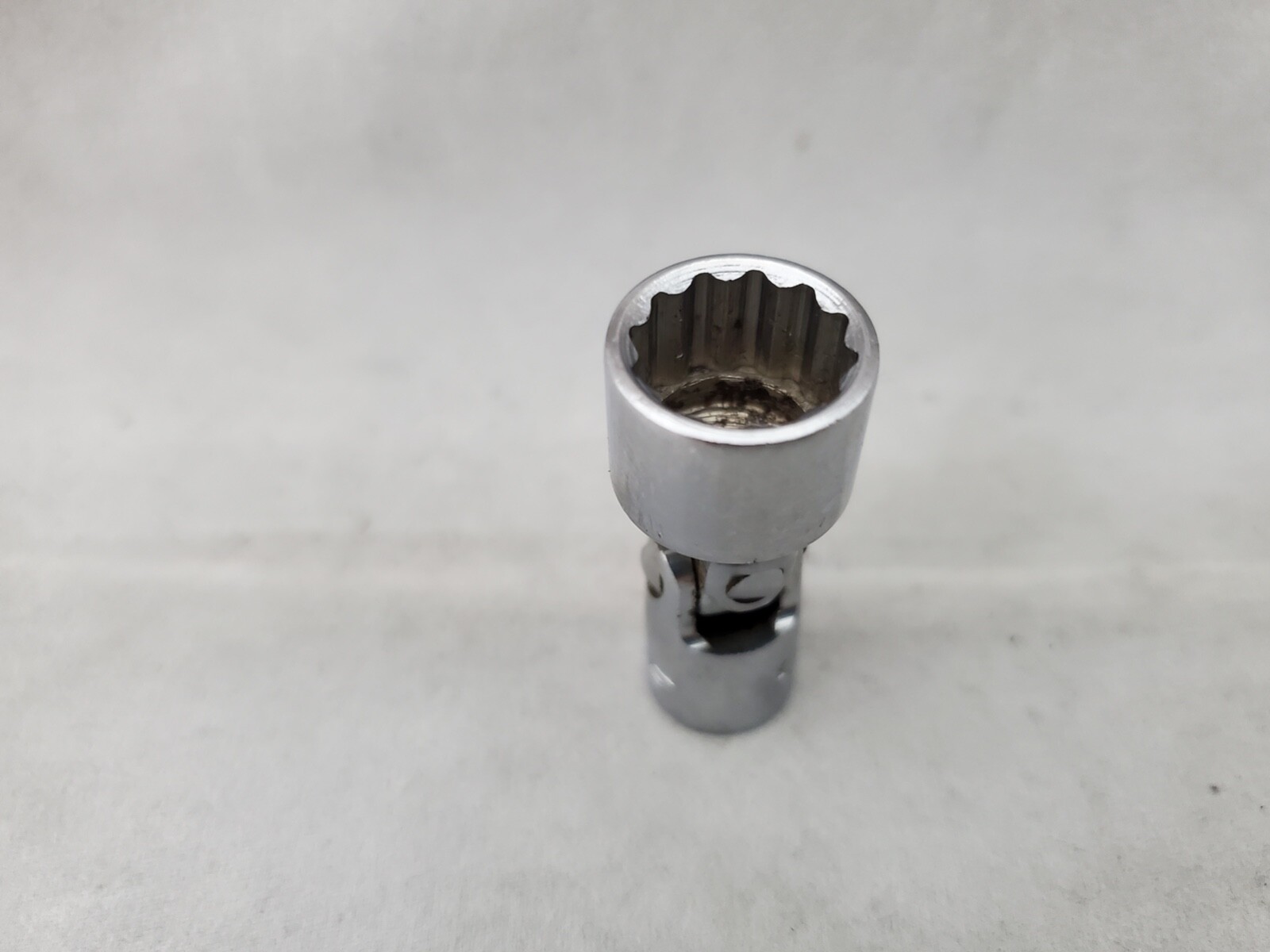 Snap On TMU141, 7/16″ Flank Drive Shallow Universal Socket, 1/4″ Dr 12 Pt