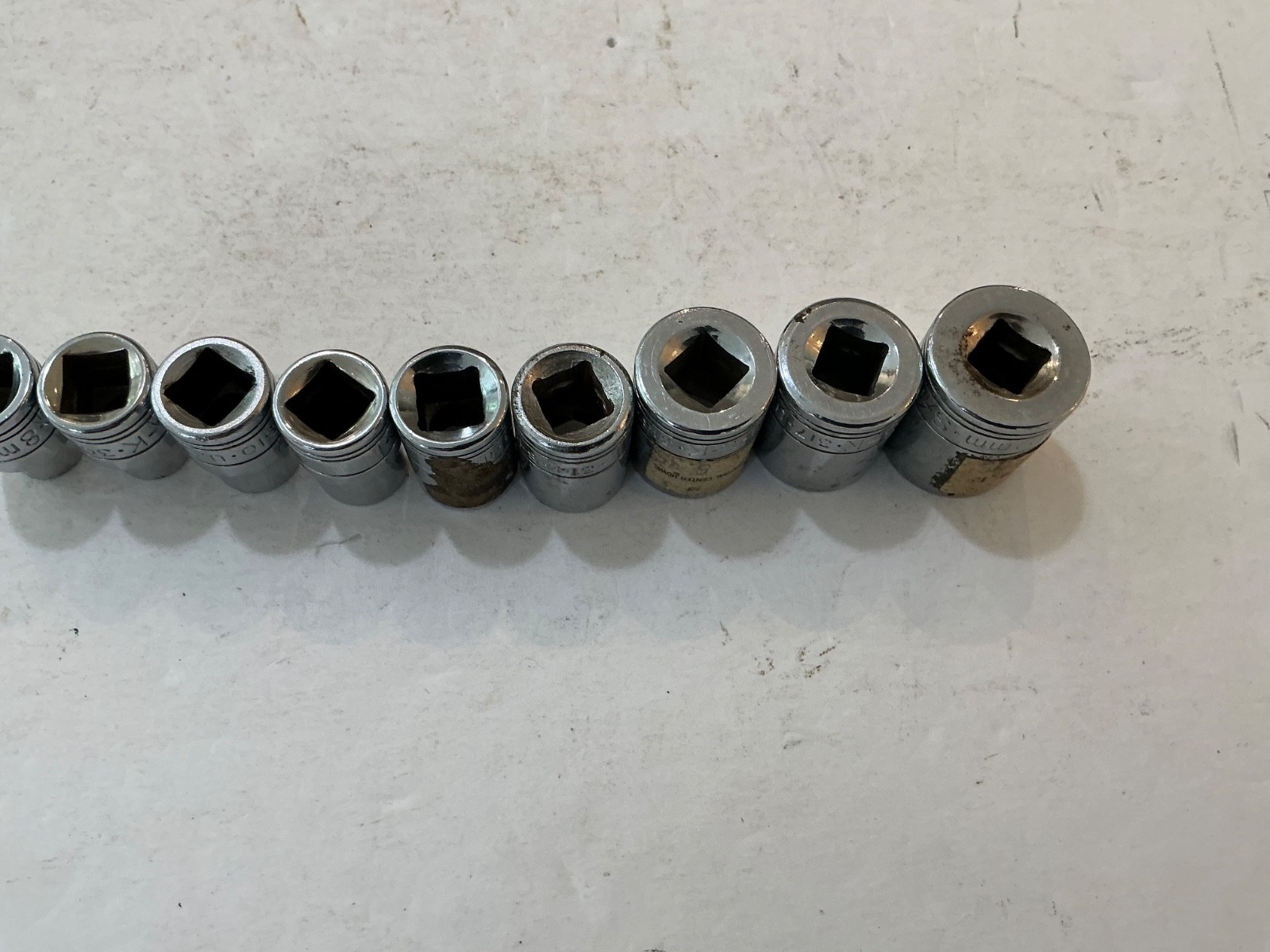 S-K tools 9 pc 3/8″ drive shallow metric socket set 7mm-19mm USA made