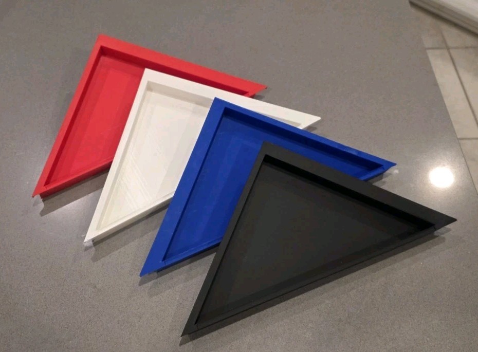 Universal Toolbox Corner Shelf