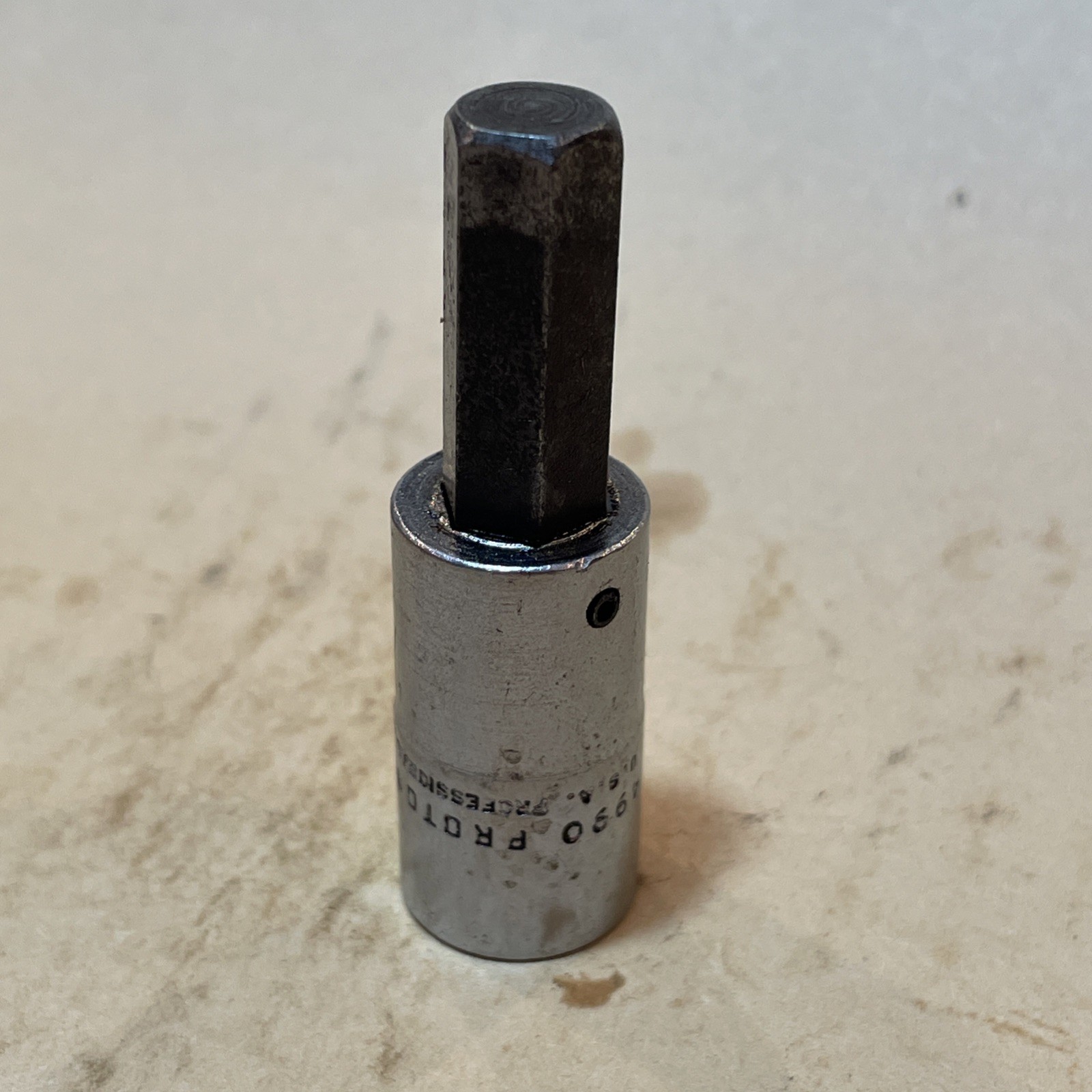 Proto Professional 4990-3/8″ Hex Bit Socket 3/8″ Drive Made in USA