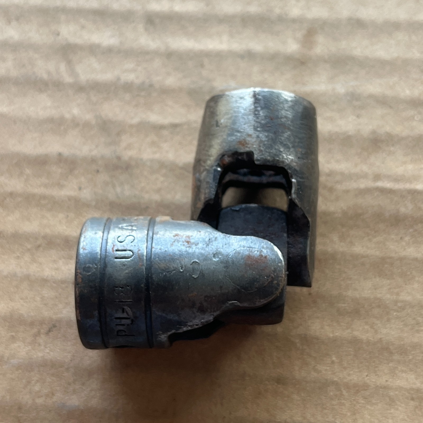 Snap-on Vintage SAE 1/2″ Drive 9/16″ Swivel Joint Socket 6 Point PU-18 Some wear