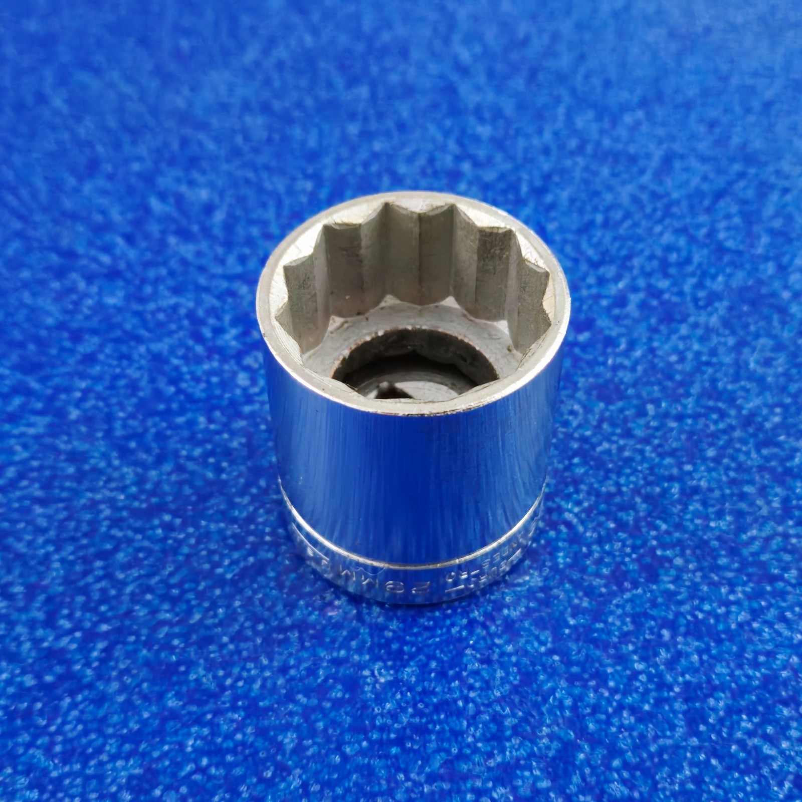 DURO INDESTRO USA 29mm 1/2 DR SOCKET 12pt METRIC CAR & TRUCK HAND TOOL P/N 47029