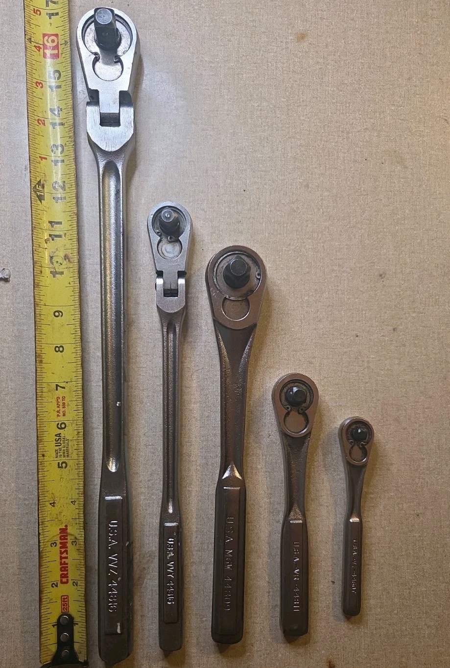 Set Of 5 CRAFTSMAN 1/2”& 3/8 » DRIVE FLEX RATCHET + 1/2″, 3/8″ And 1/4″ Ratchet