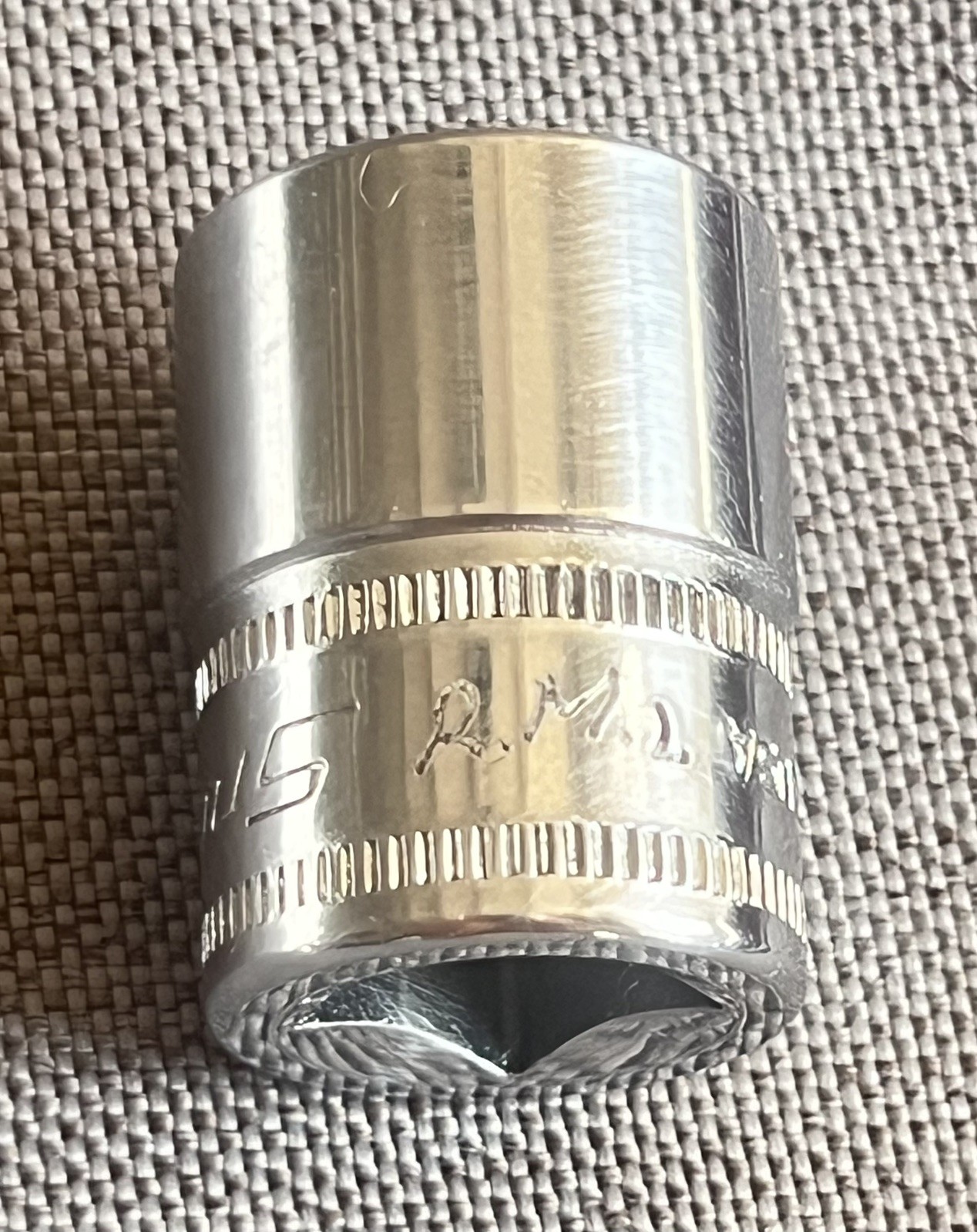 Snap-On 14mm 3/8”Drive 12 Point Short Socket