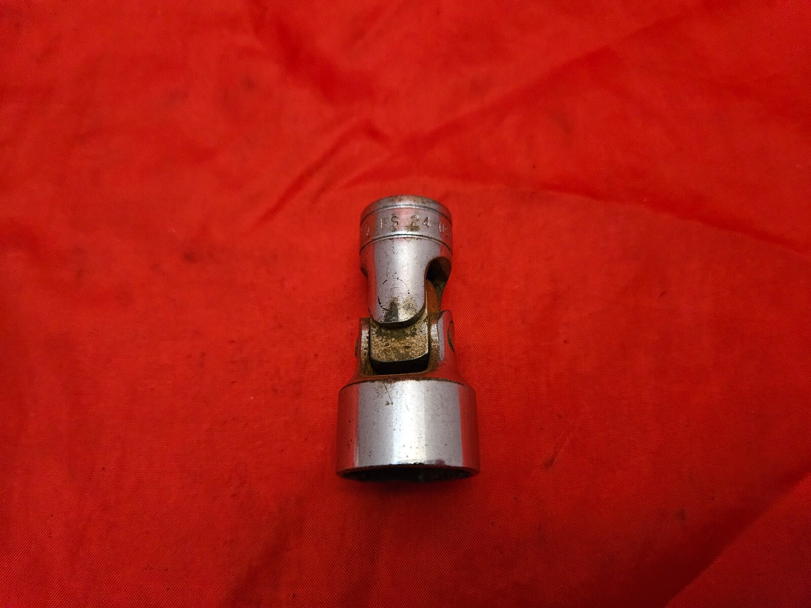 Snap-on FS24 3/8″ Drive 3/4″ 6 Point Shallow Universal Swivel Socket USA D13
