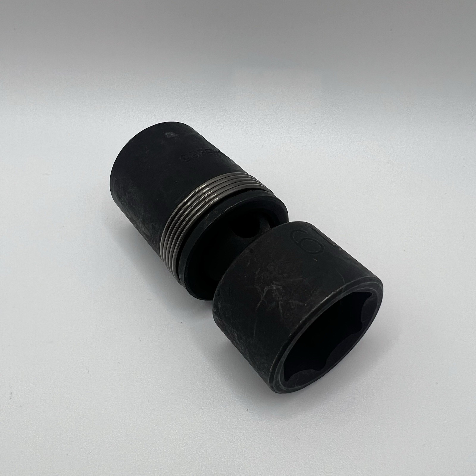 Power Torque 1/2″ Drive Swivel Impact Socket 19mm 6 Point Metric GM5365