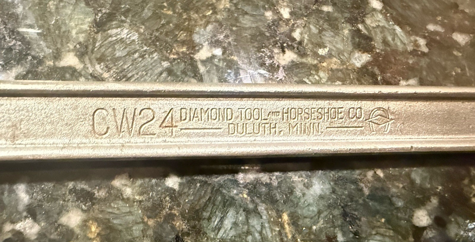 CW24 Diamond Tool & Horse Shoe Co Pipe Chain 24” Wrench USA! Great Working Cond.